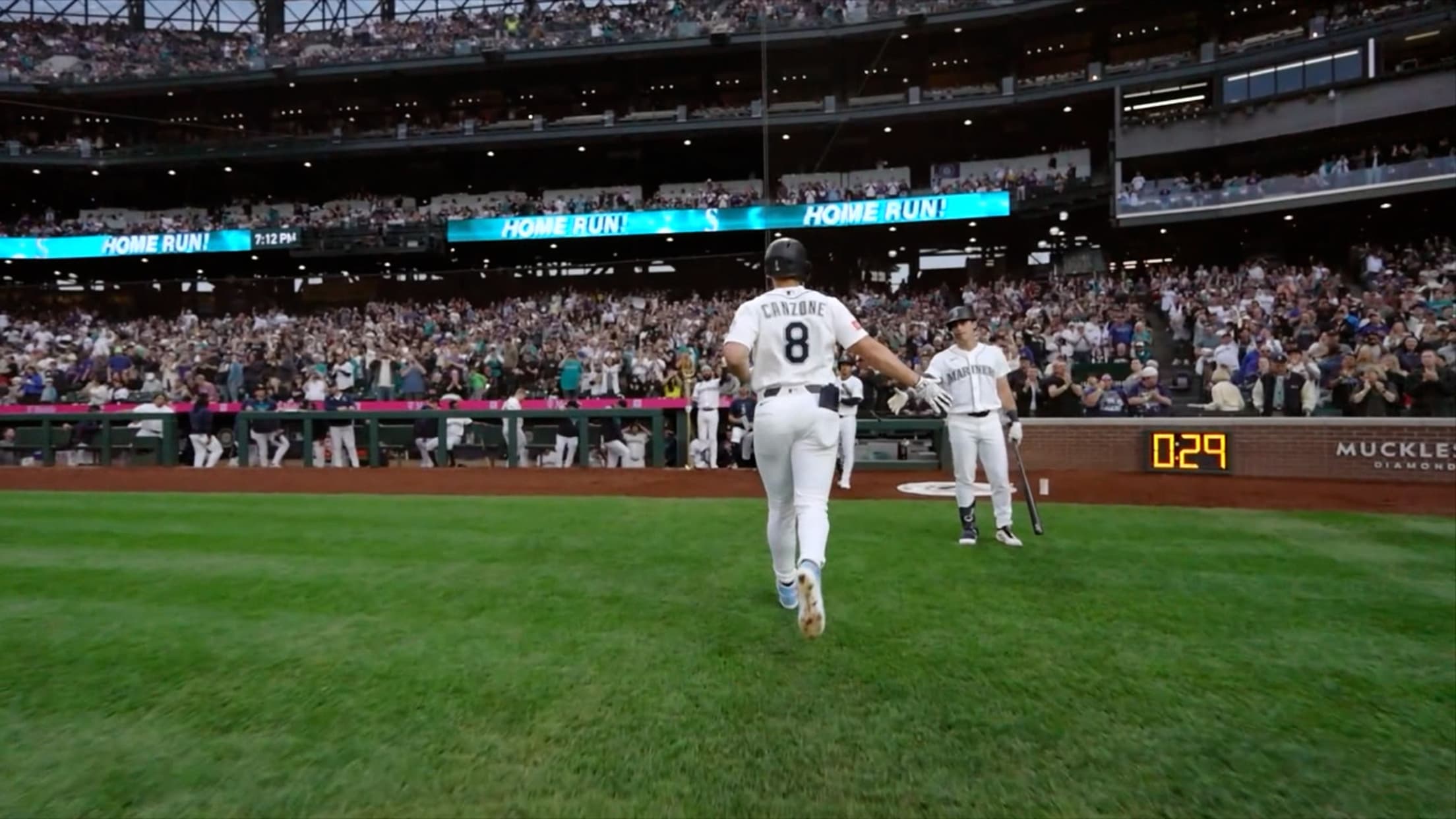 Dominic Canzone's solo home run (3) 