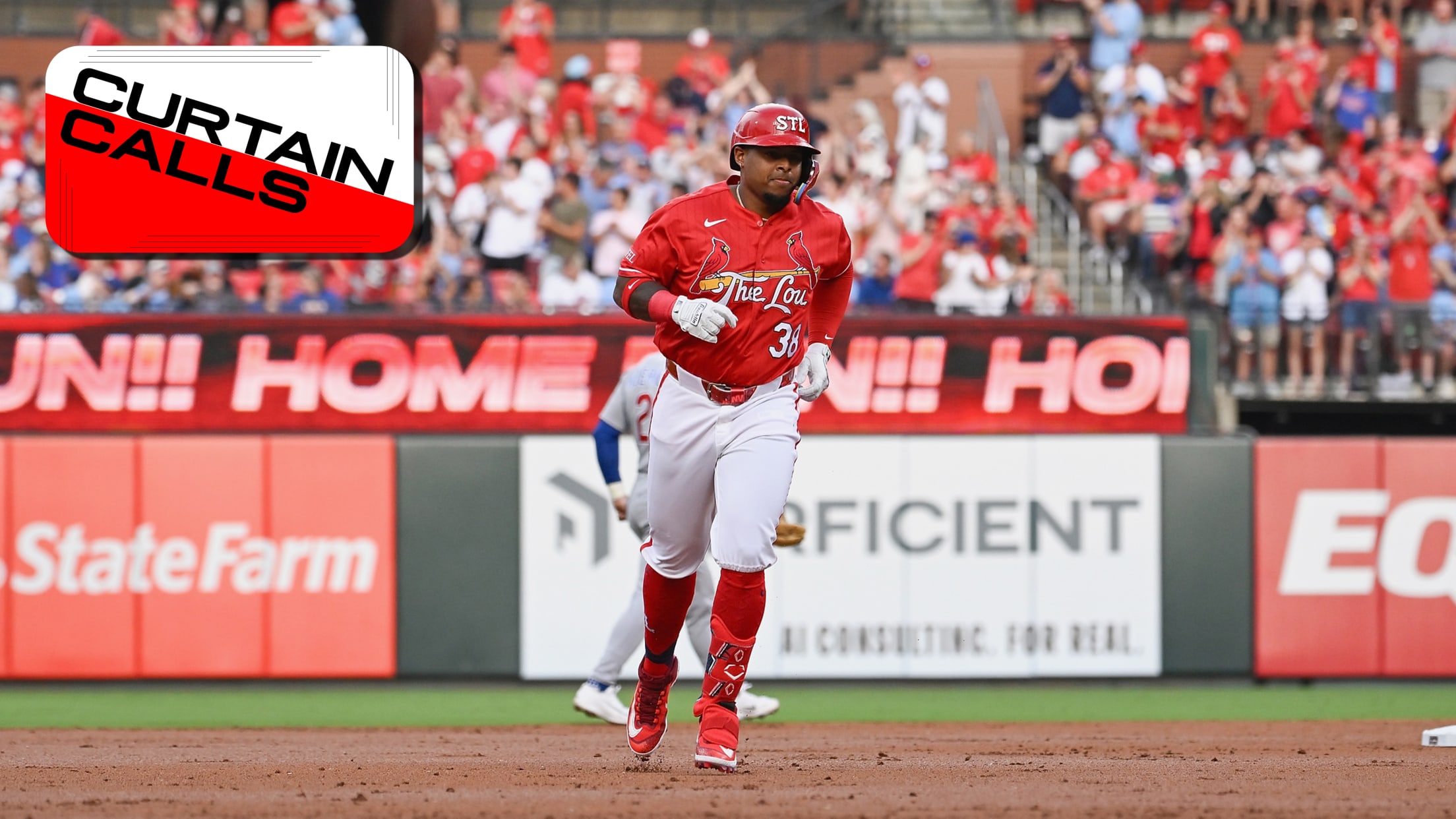 Nelson Velázquez shows off power in Cardinals debut