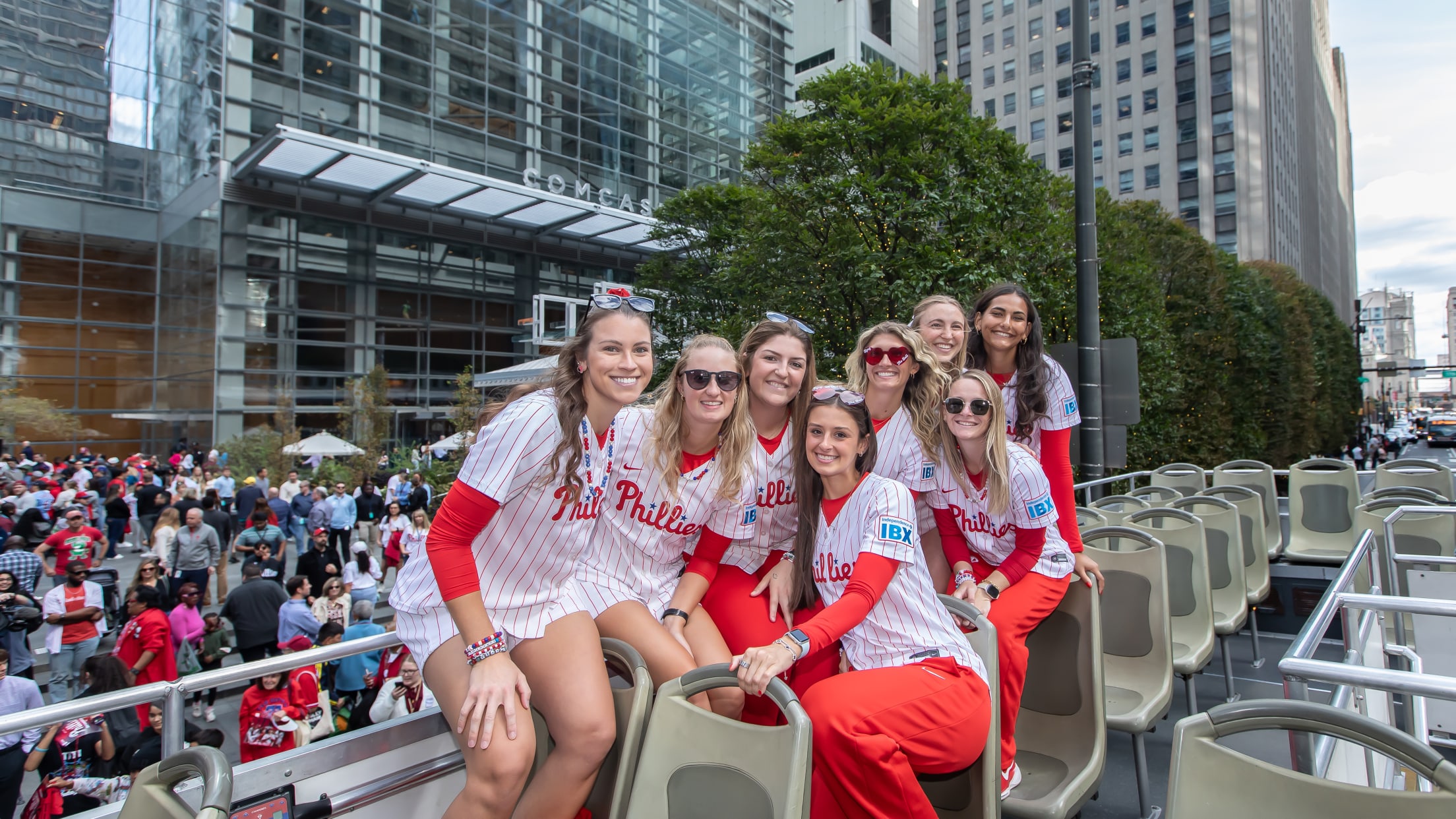 20251002_Rally_Red_October_Bus_Waterfalls-9