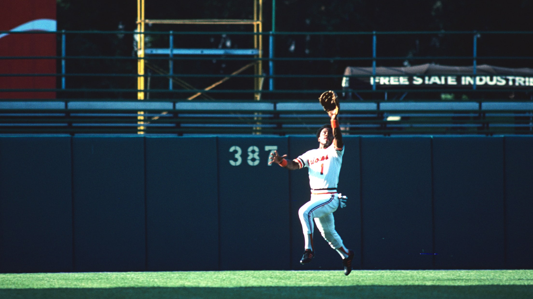 BAL-BI-073123-1983-WS2-011