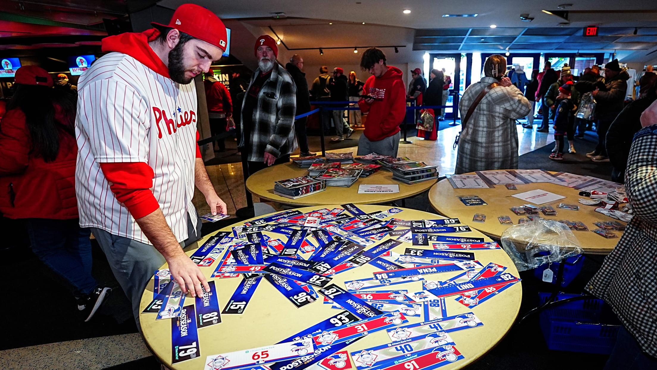 TreeLightingHolidaySale05938