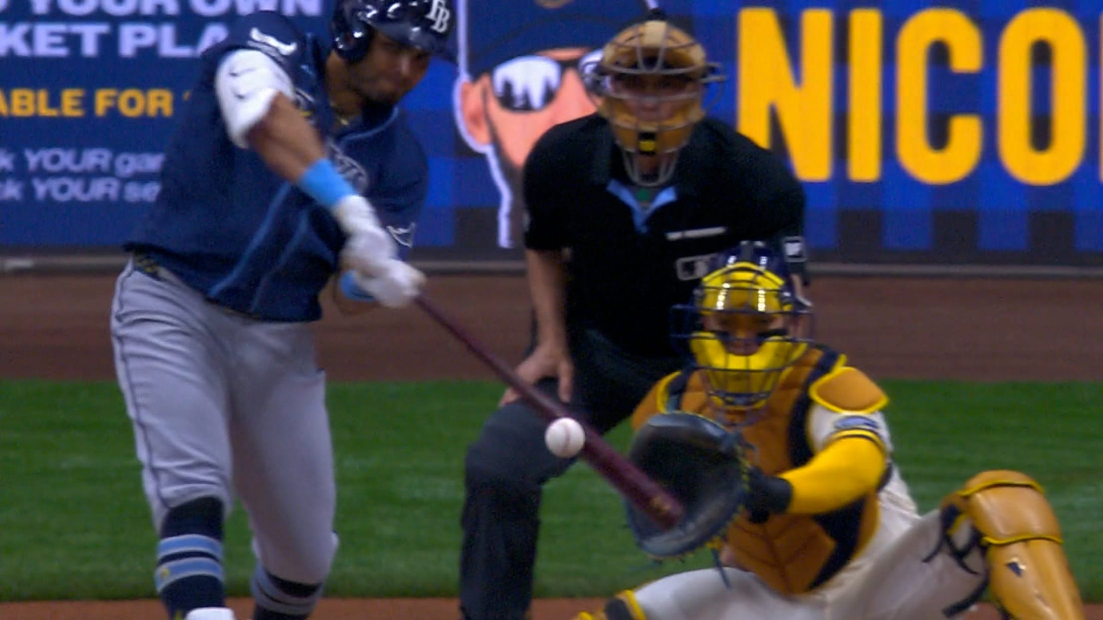 Jonathan Aranda's solo home run (2)