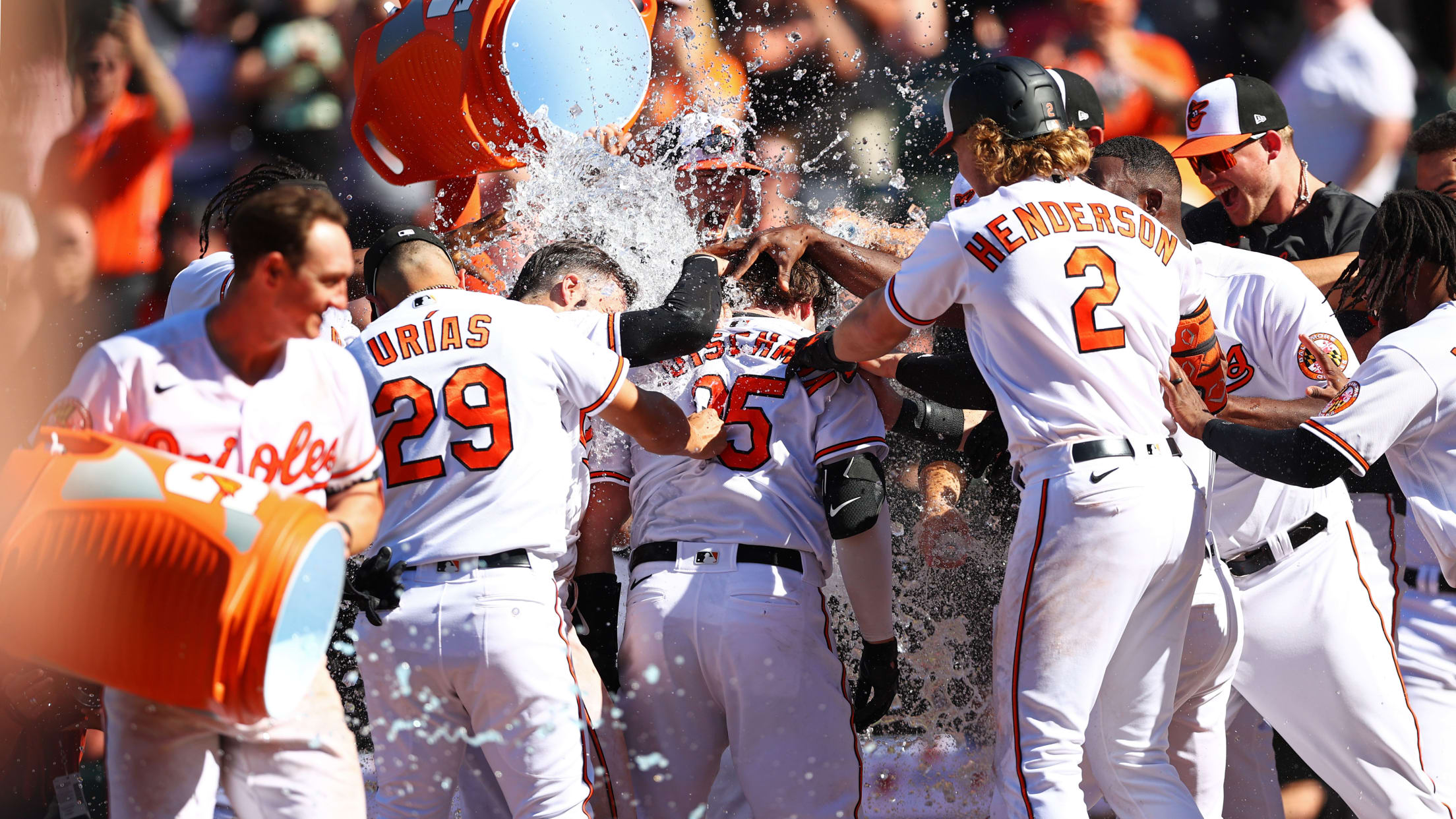 BAL-BI-121823-TopPhotos23-027