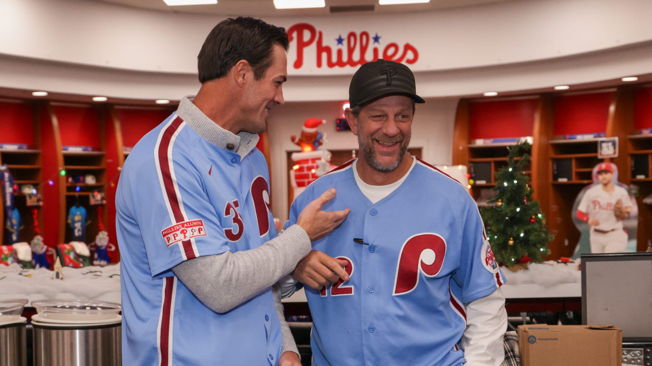 20251212_Ballgirls Holiday Party-15