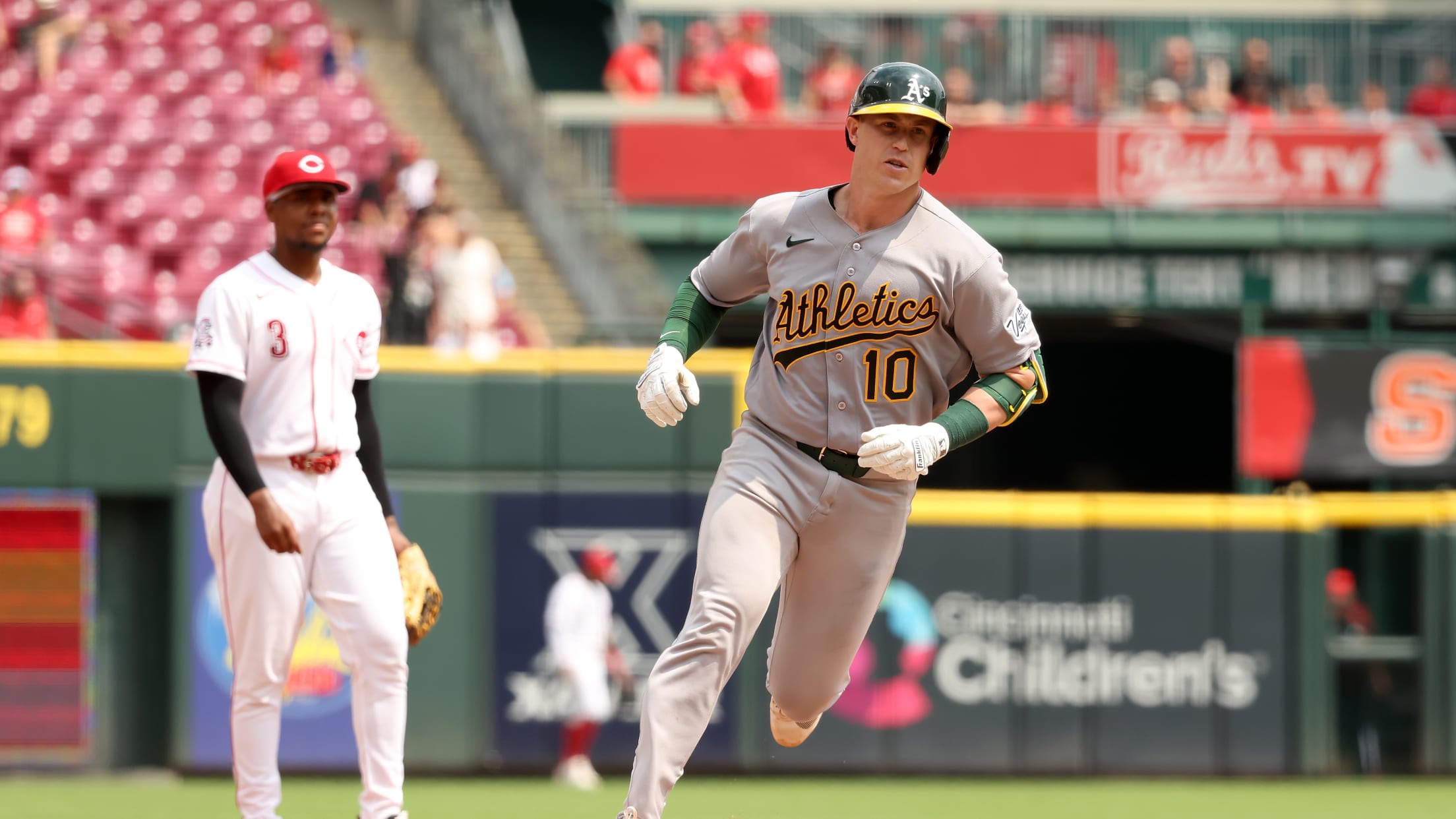 Brian Serven's two-run home run (2)