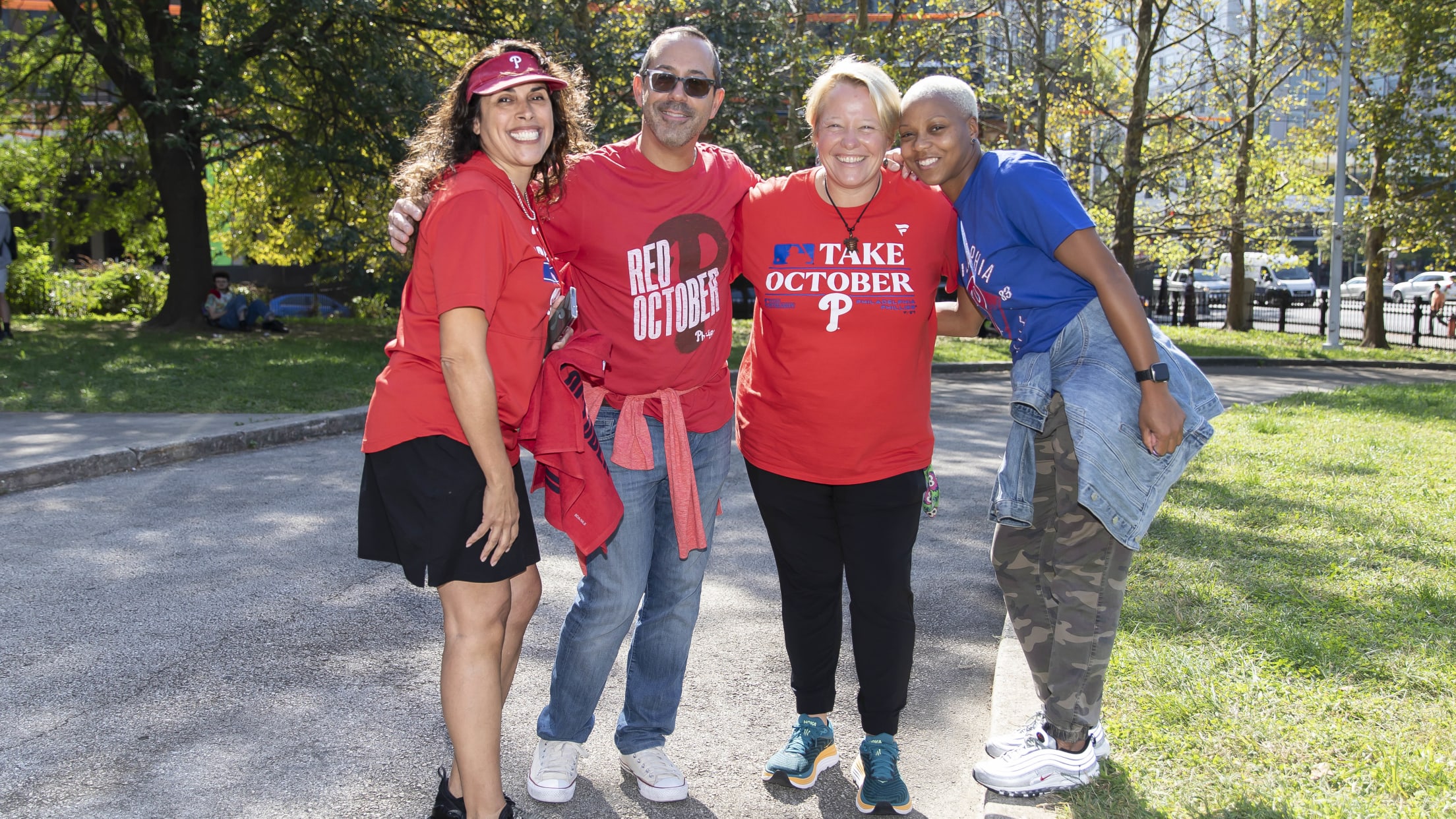 The Rally for Red October bus tour rolls on as Phillies face