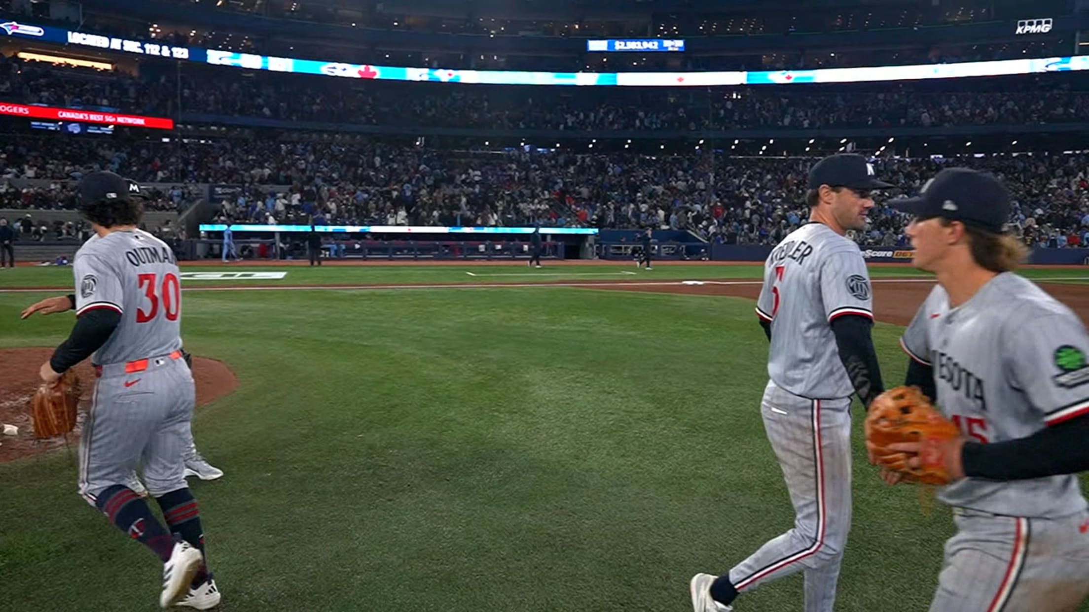 Cole Sands sella la victoria 7-4