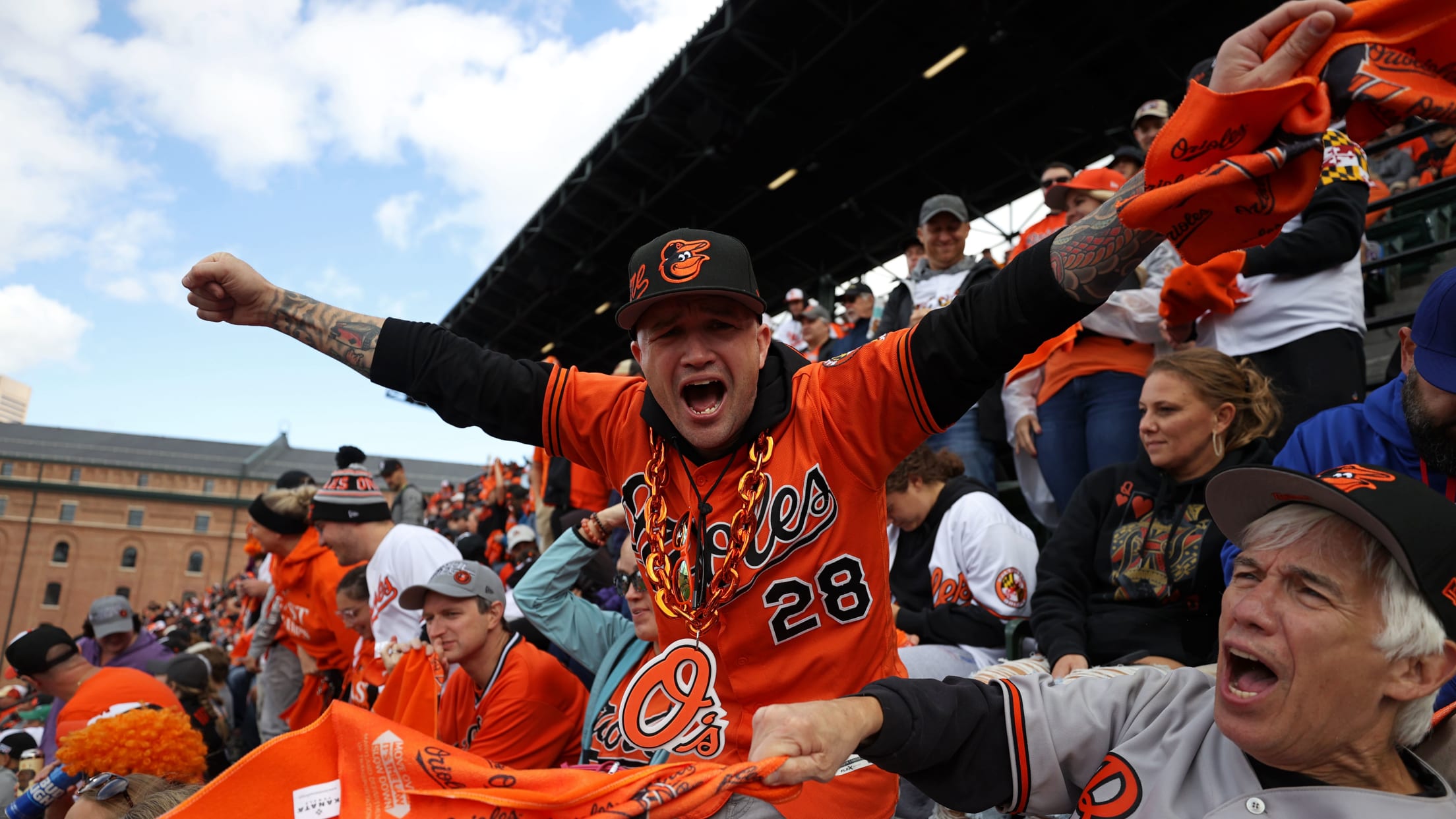 BAL-BI-121823-TopPhotos23-099