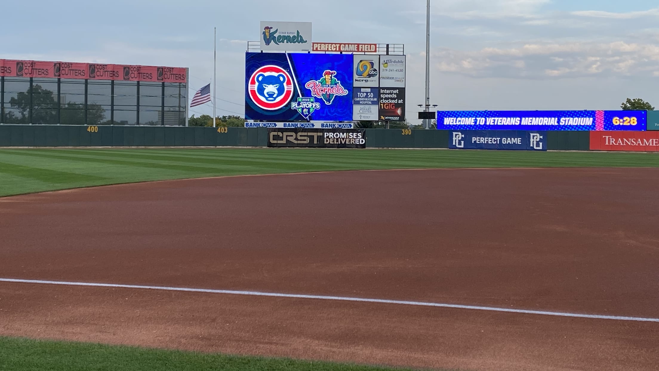 Cedar Rapids Kernels Veterans Memorial Stadium REVIEW 