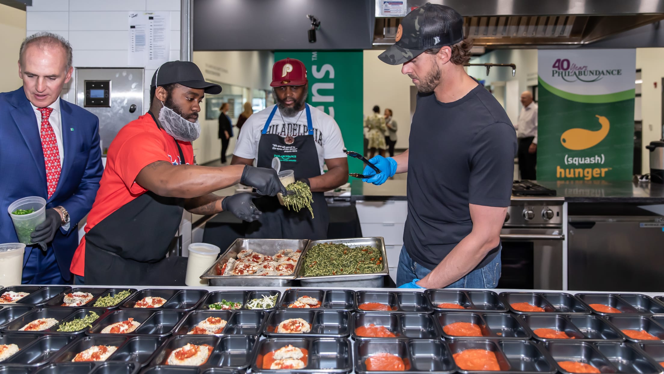 20250501_Phans_Feeding_Families-25