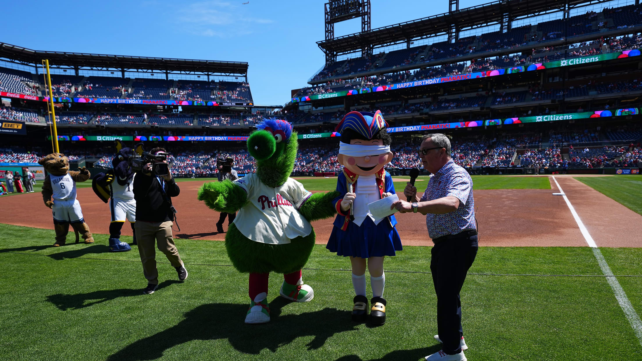 Phanatic_Birthday11524