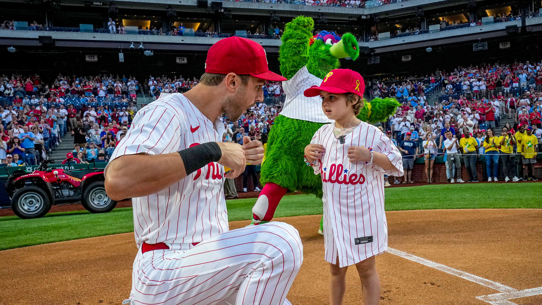 ChildhoodCancerPregame00574