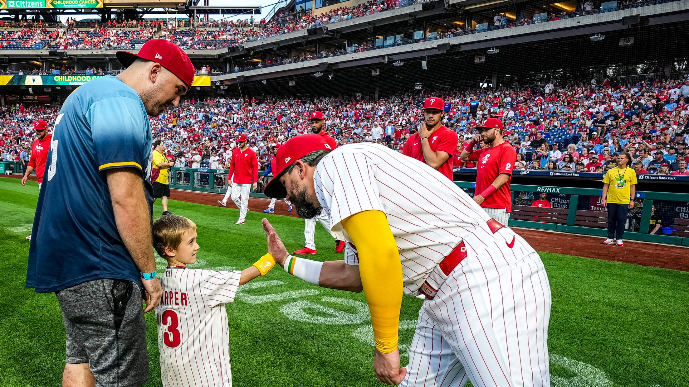 ChildhoodCancerPregame00412