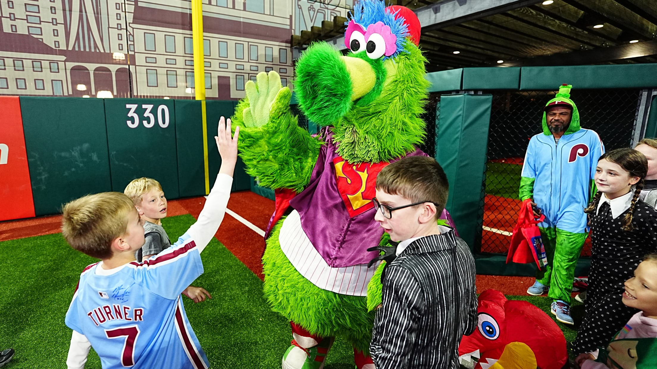 BallgirlsHalloweenParty163354