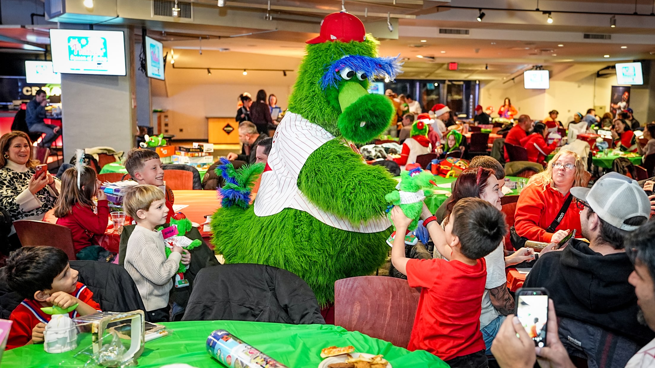 HealthcareHeroesHolidayParty177783