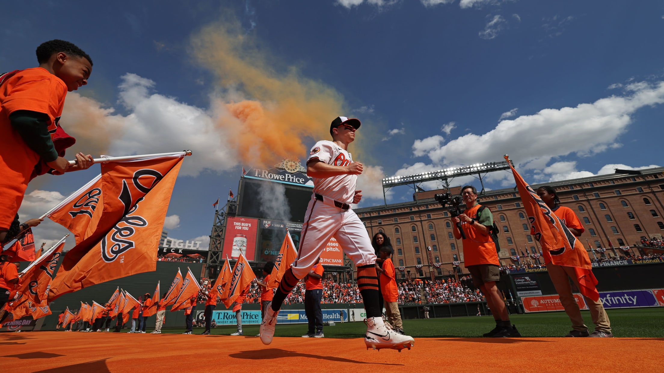 BAL-InFocus-040125-024