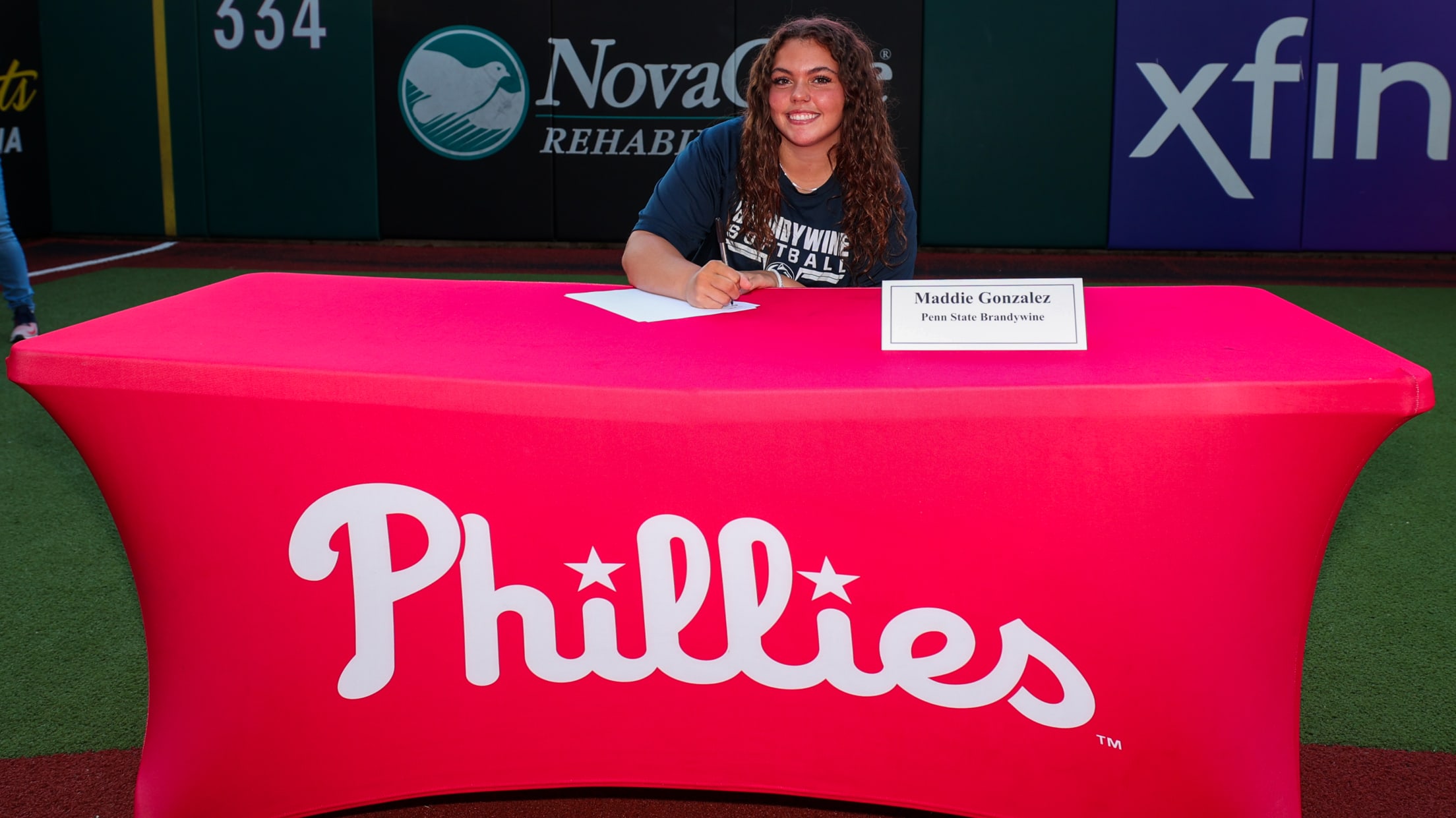 20240513_UYA Signing-57