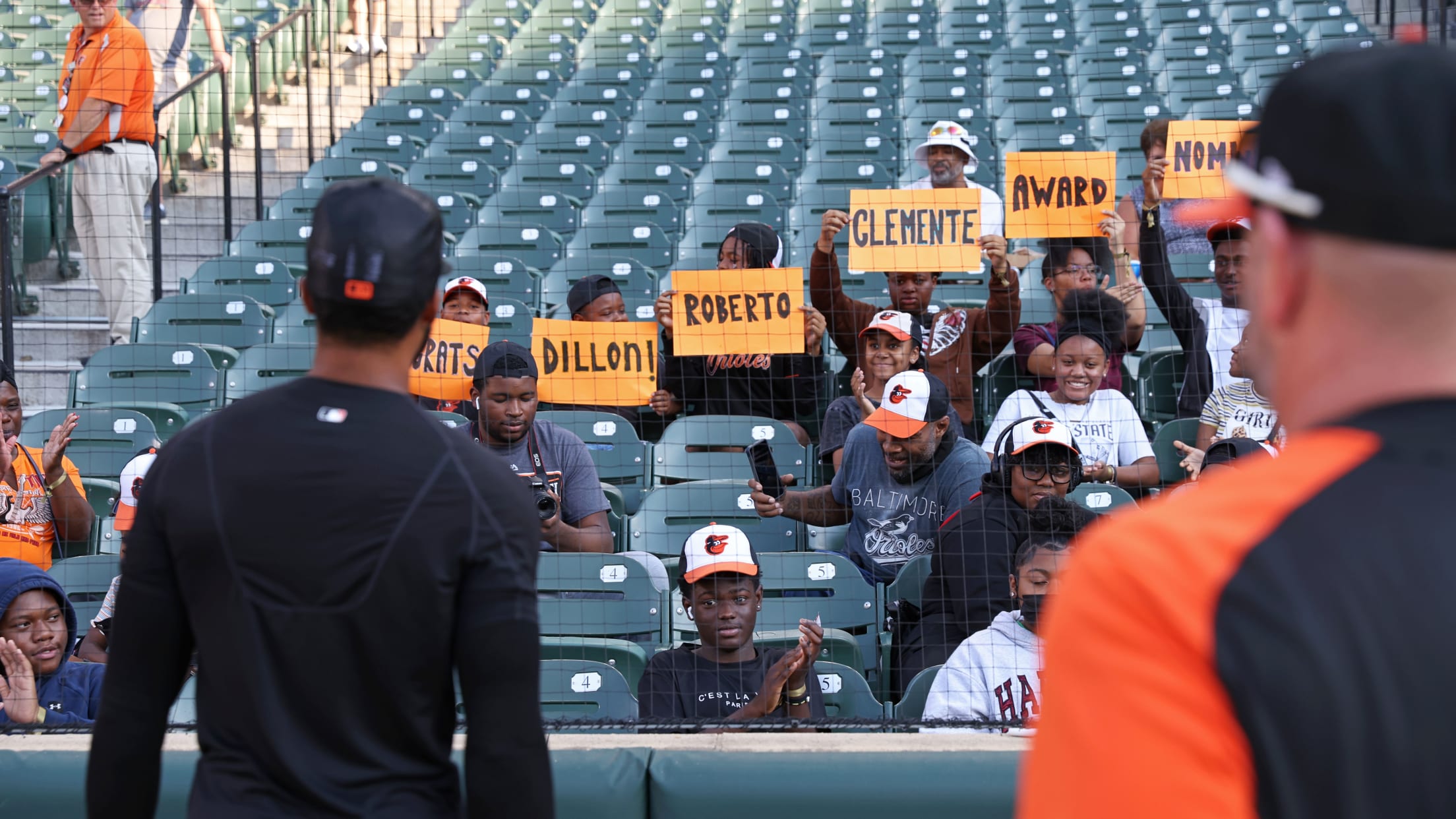 Os_BI_RobertoClemente-DillonTate_001