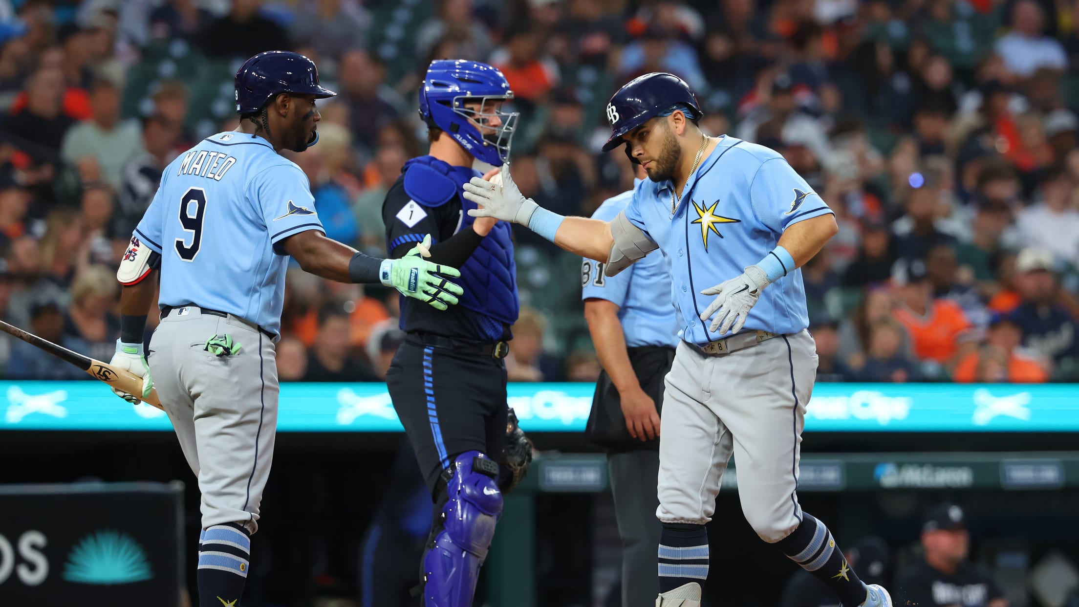 Jonathan Aranda's solo home run (16)
