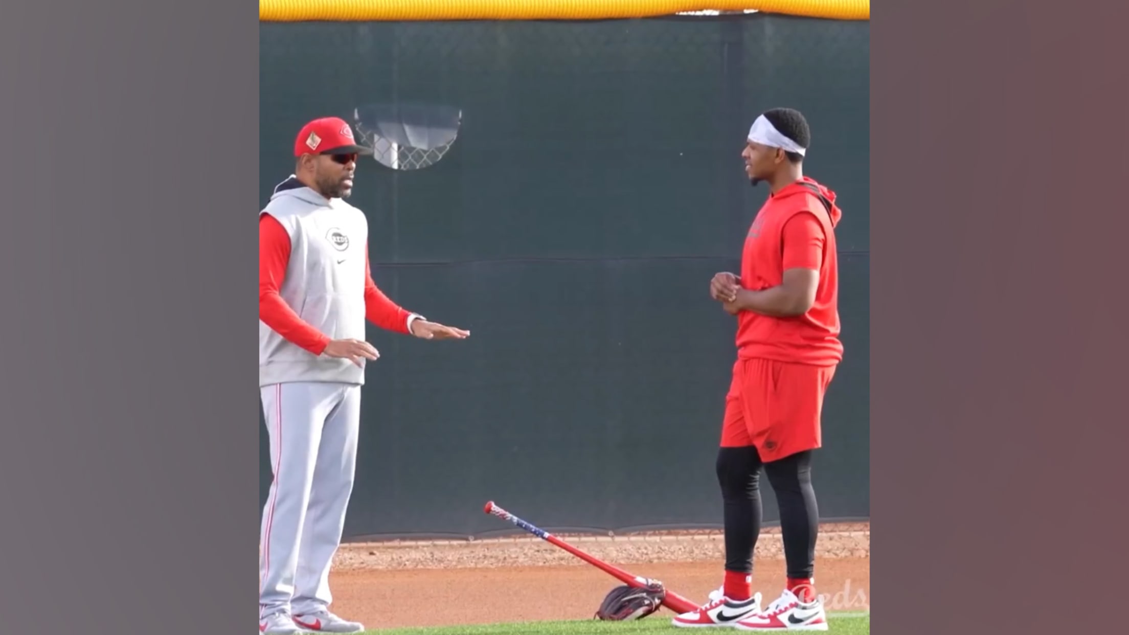 Ke'Bryan Hayes gets spring lesson from Barry Larkin
