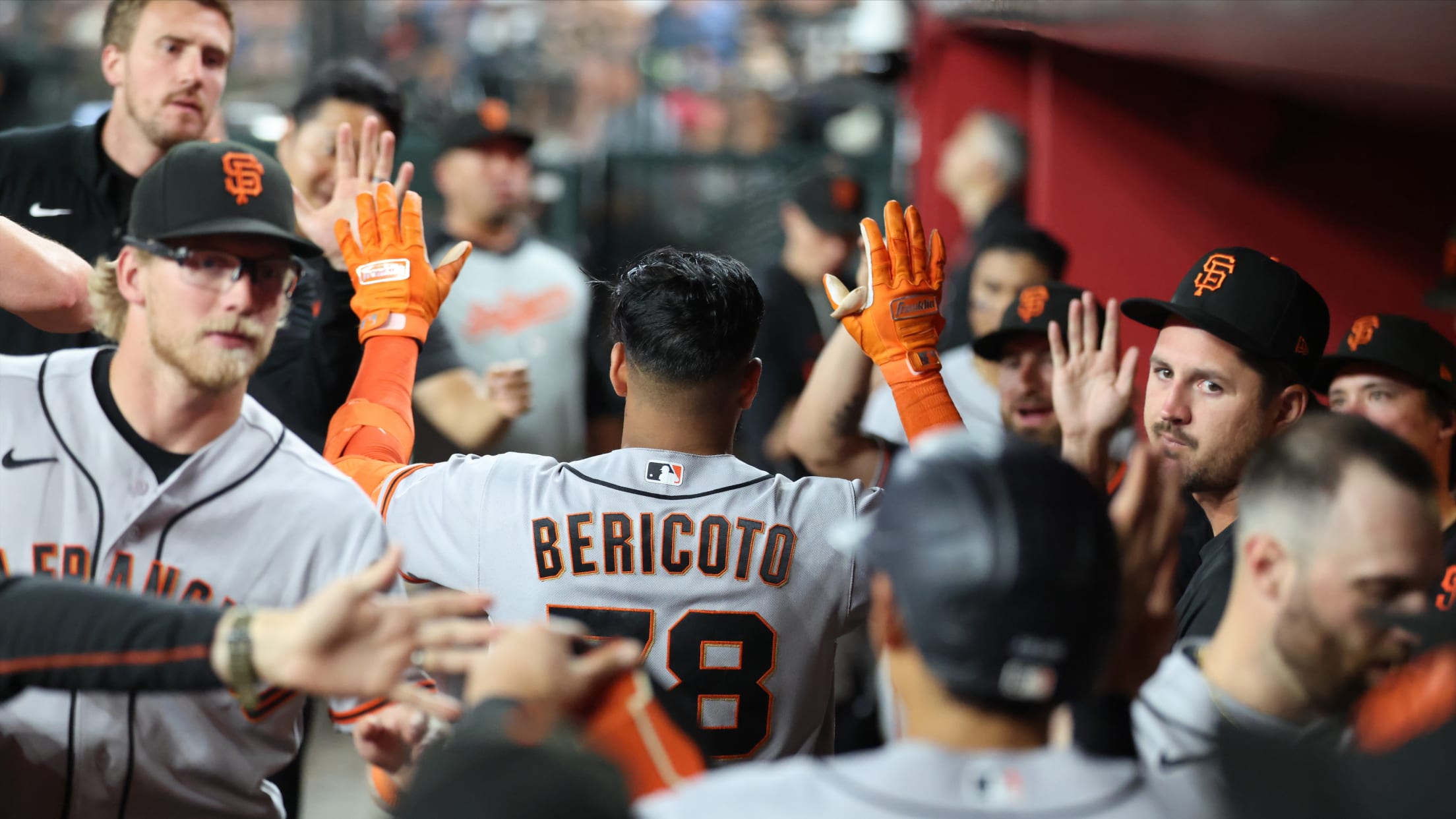 Victor Bericoto's two-run home run (4)