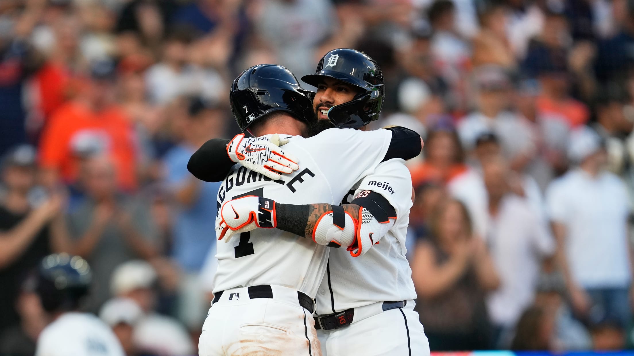 Gleyber Torres' two-run homer (5) 