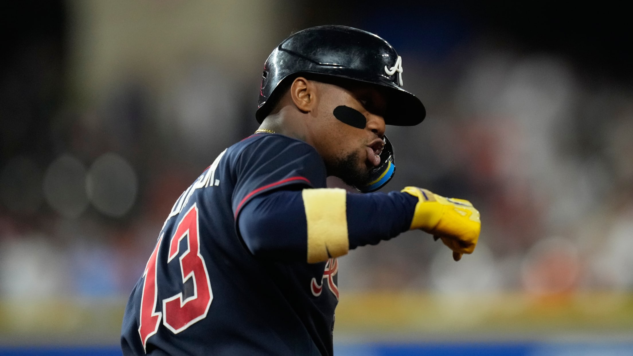 Ronald Acuña Jr.'s go-ahead grand slam (20)
