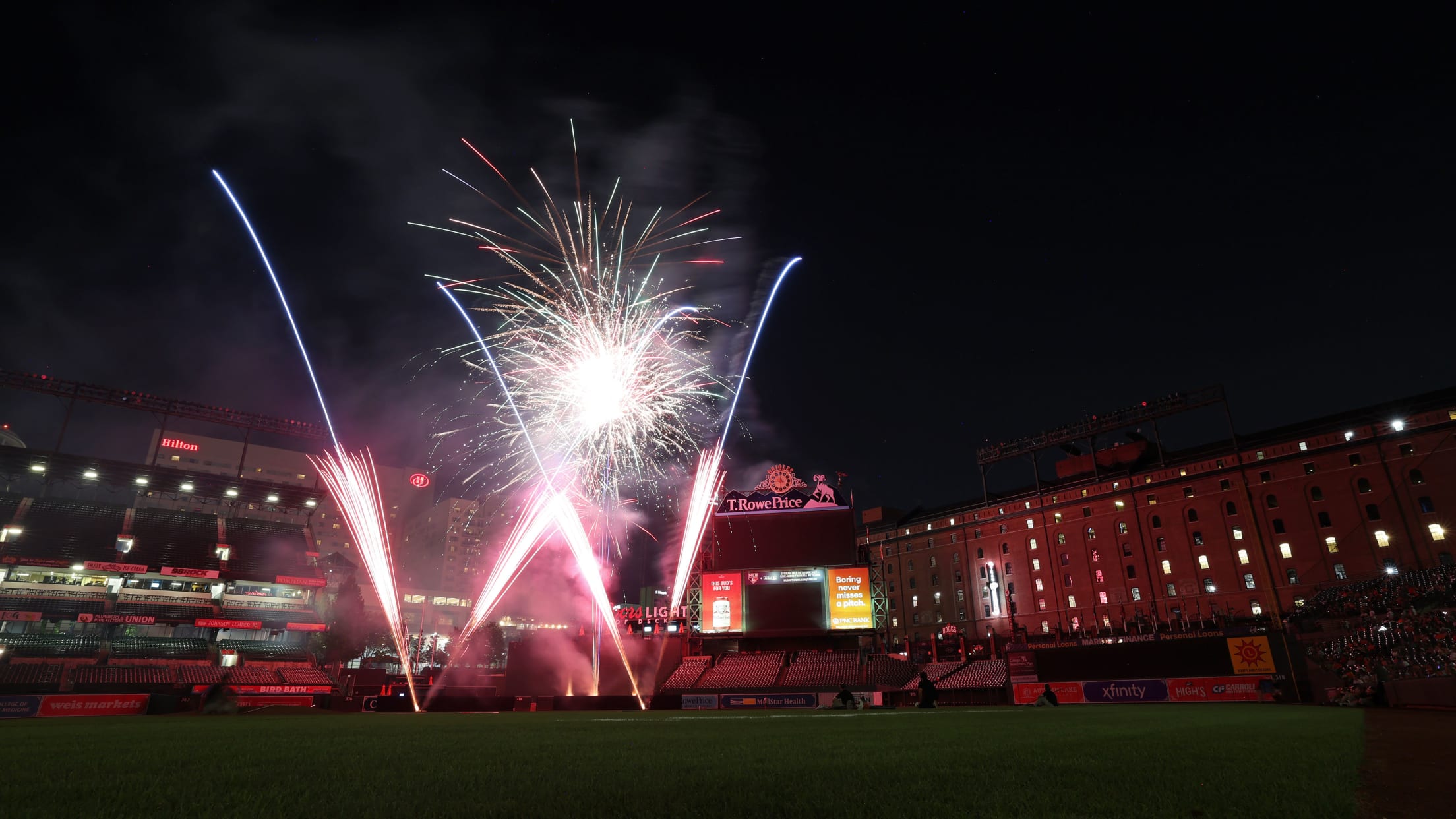 bal_Birdland_Insider_Todd_Photos_0035