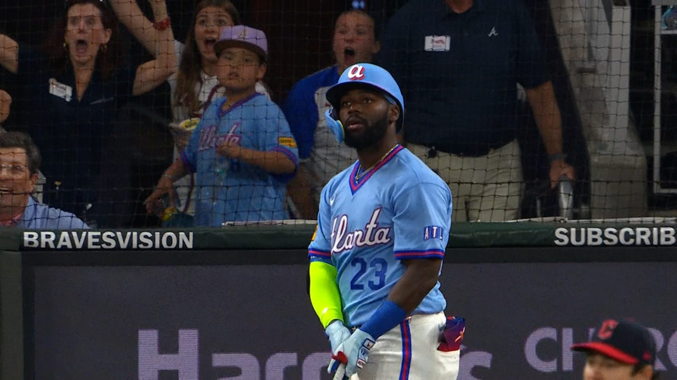 Braves plate six in the sixth inning vs. Guardians