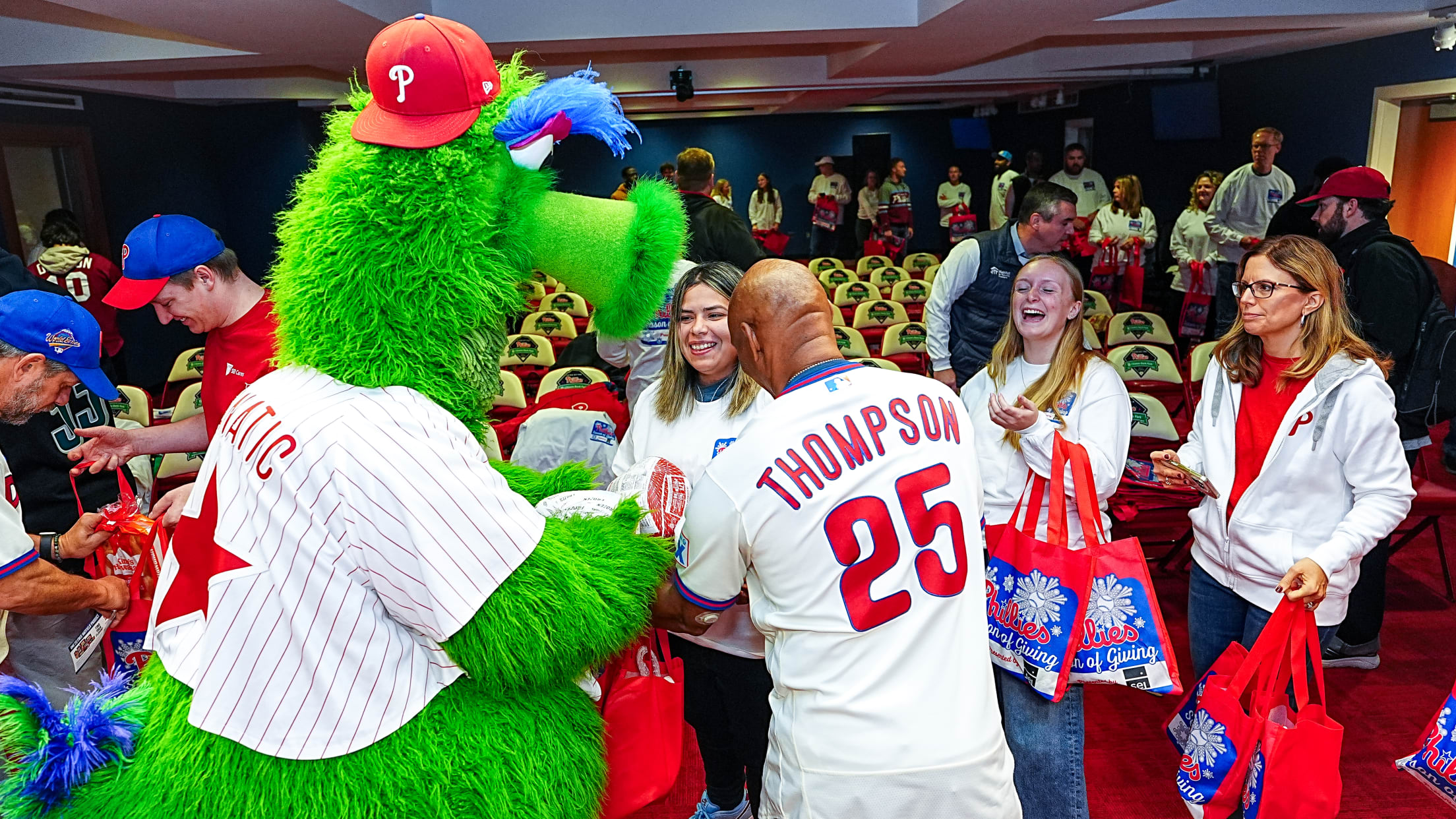 ThanksgivingTurkeyDrive172308