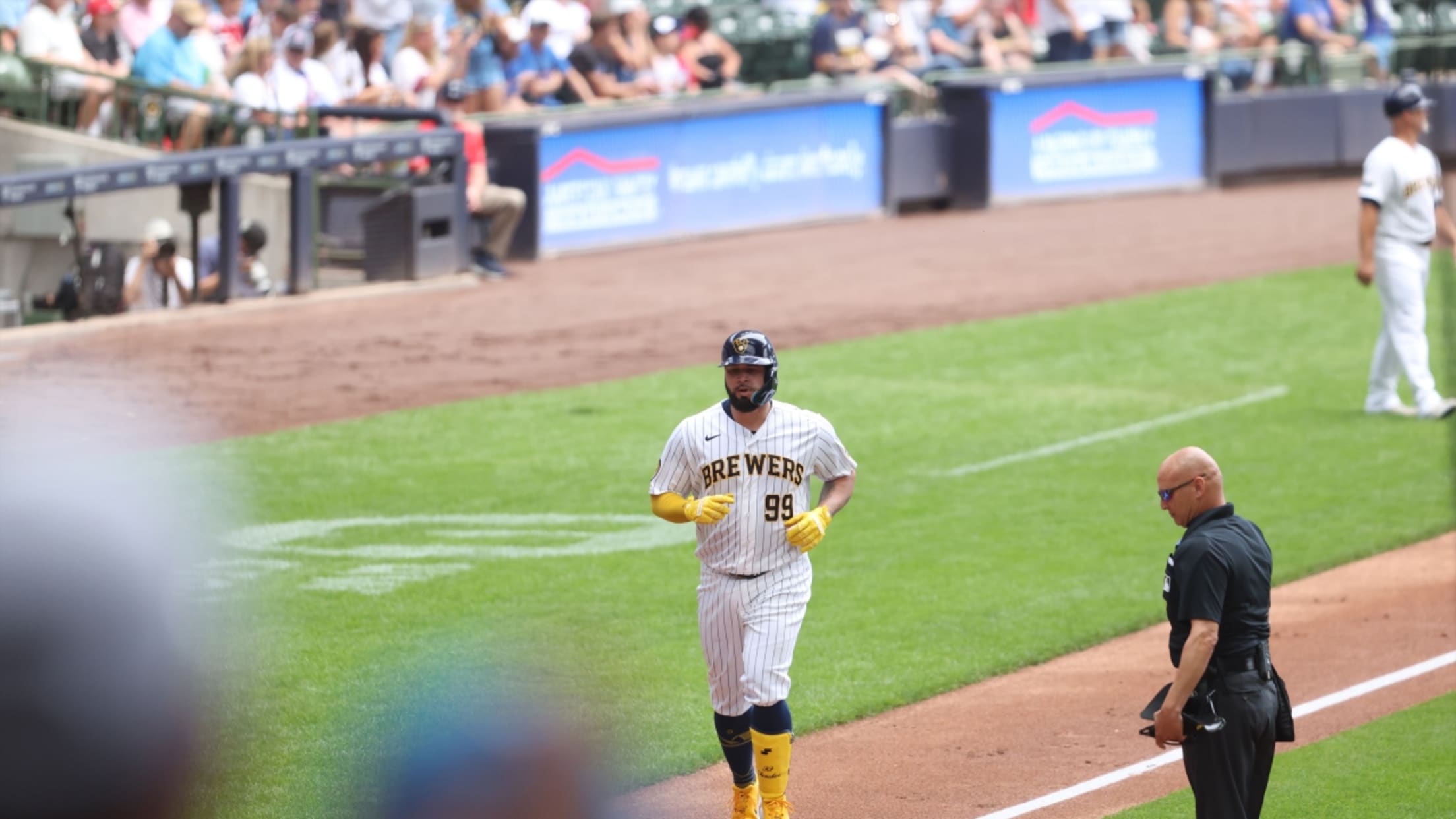 Gary Sánchez's solo home run (8)