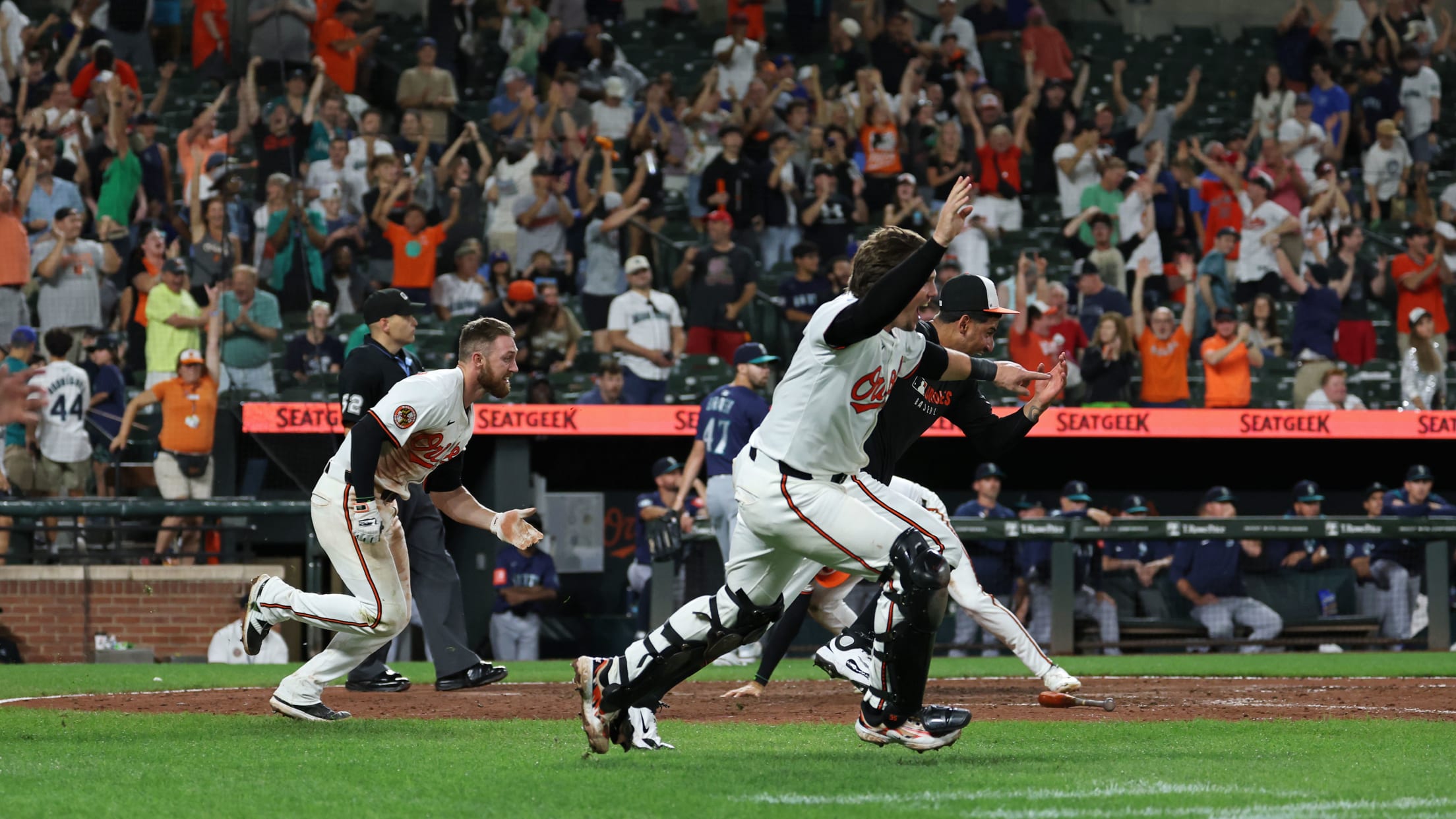 bal_Birdland_Insider_Todd_Photos_0042