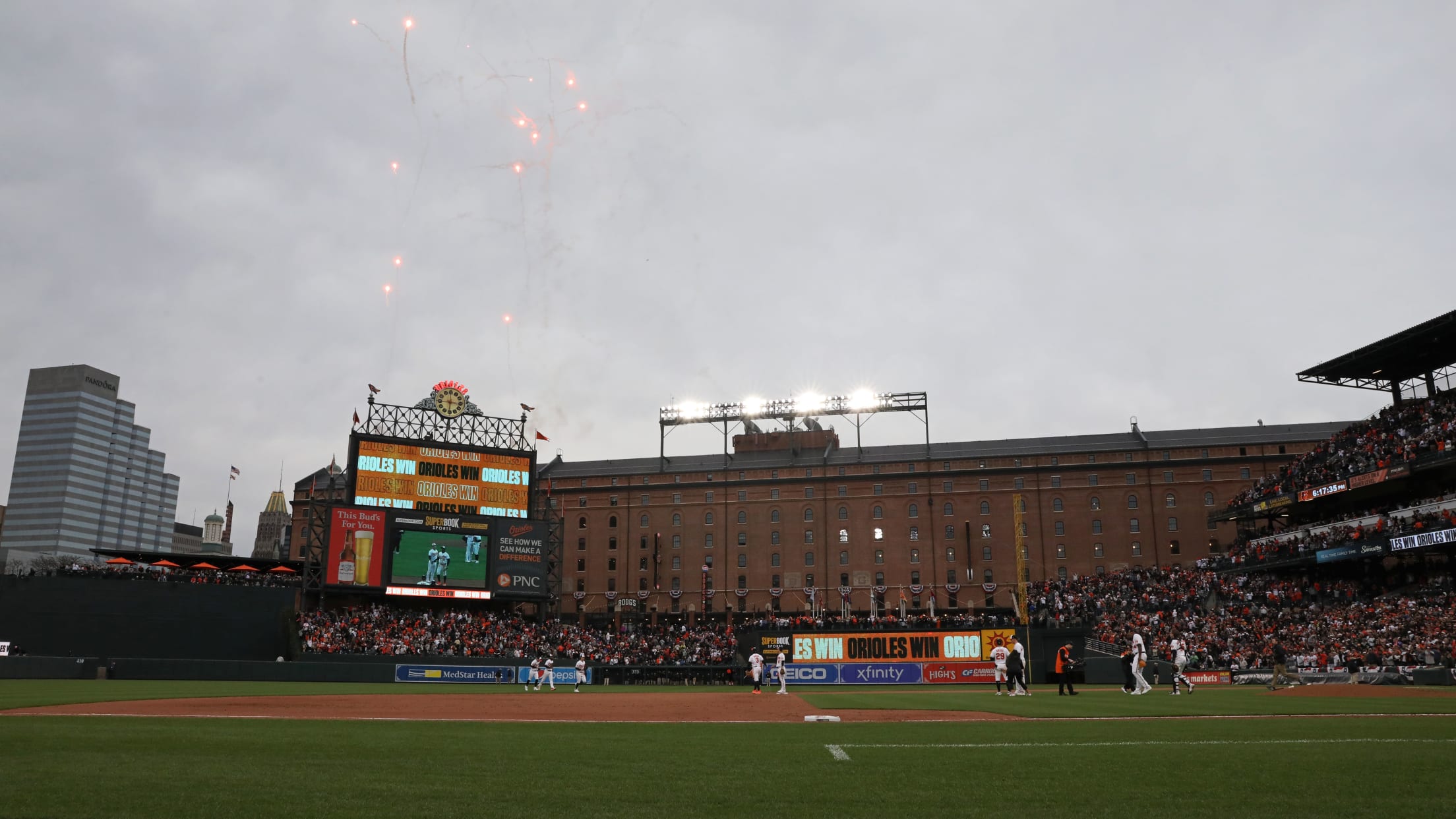 BAL-BI-HomestandInFocus-04212022-029