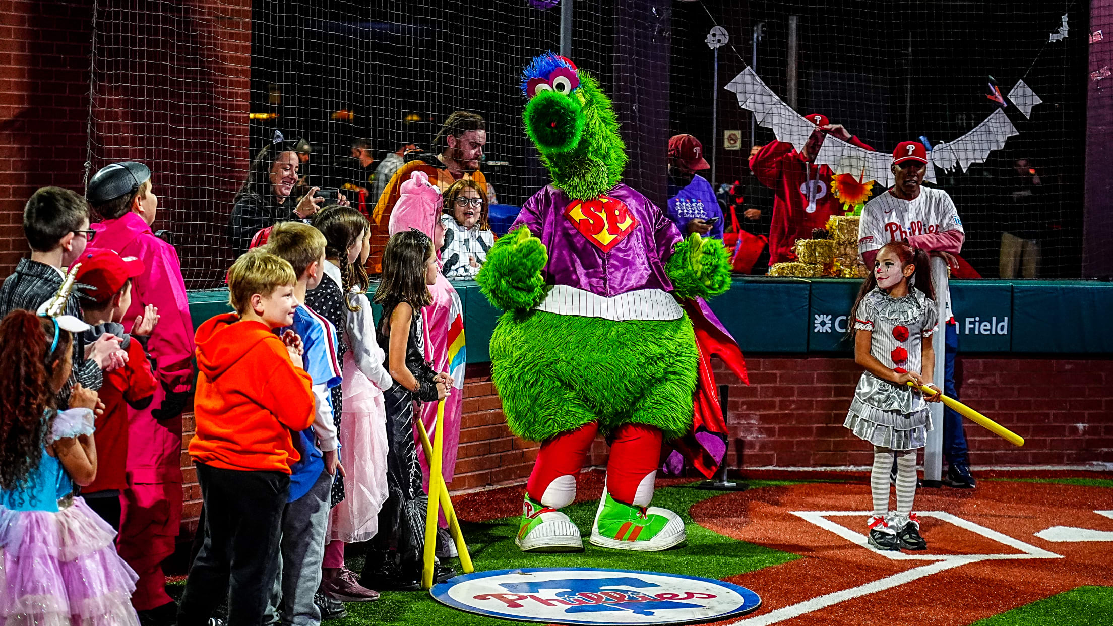 BallgirlsHalloweenParty163574