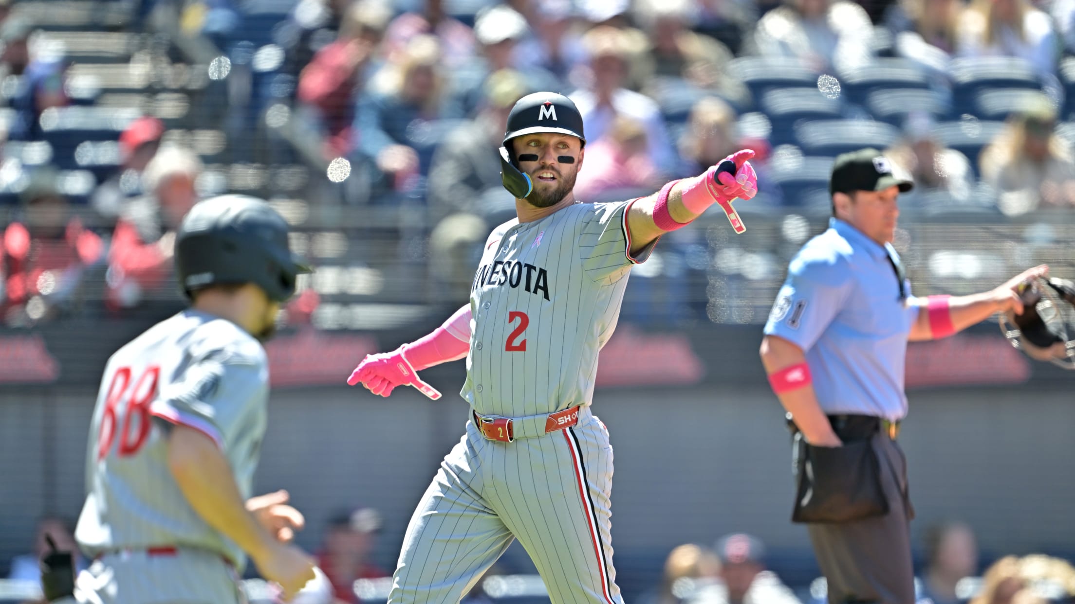 Kody Clemens collects three hits in fantastic outing