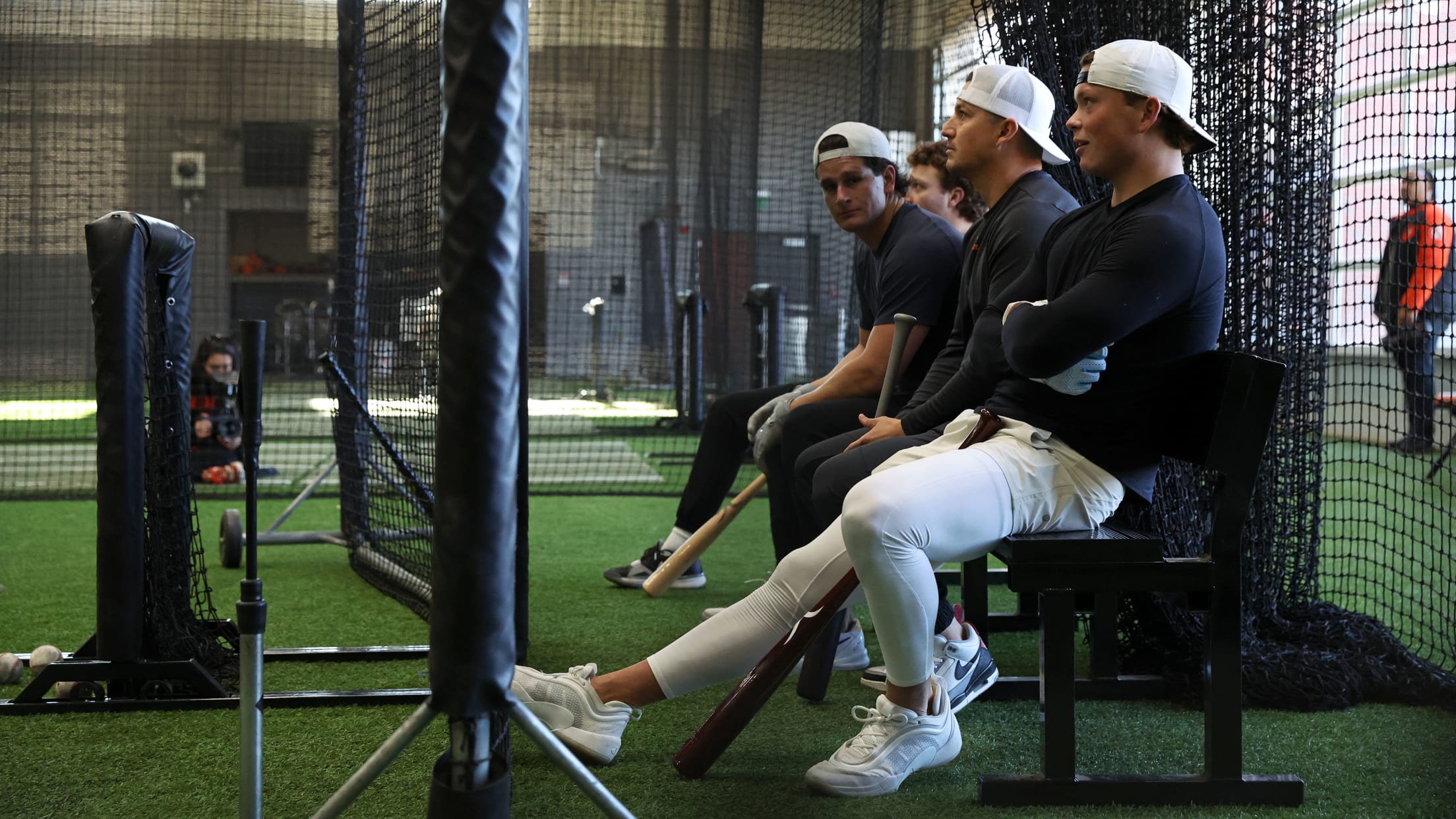 BAL-BI-021025-Holliday-Feature-065