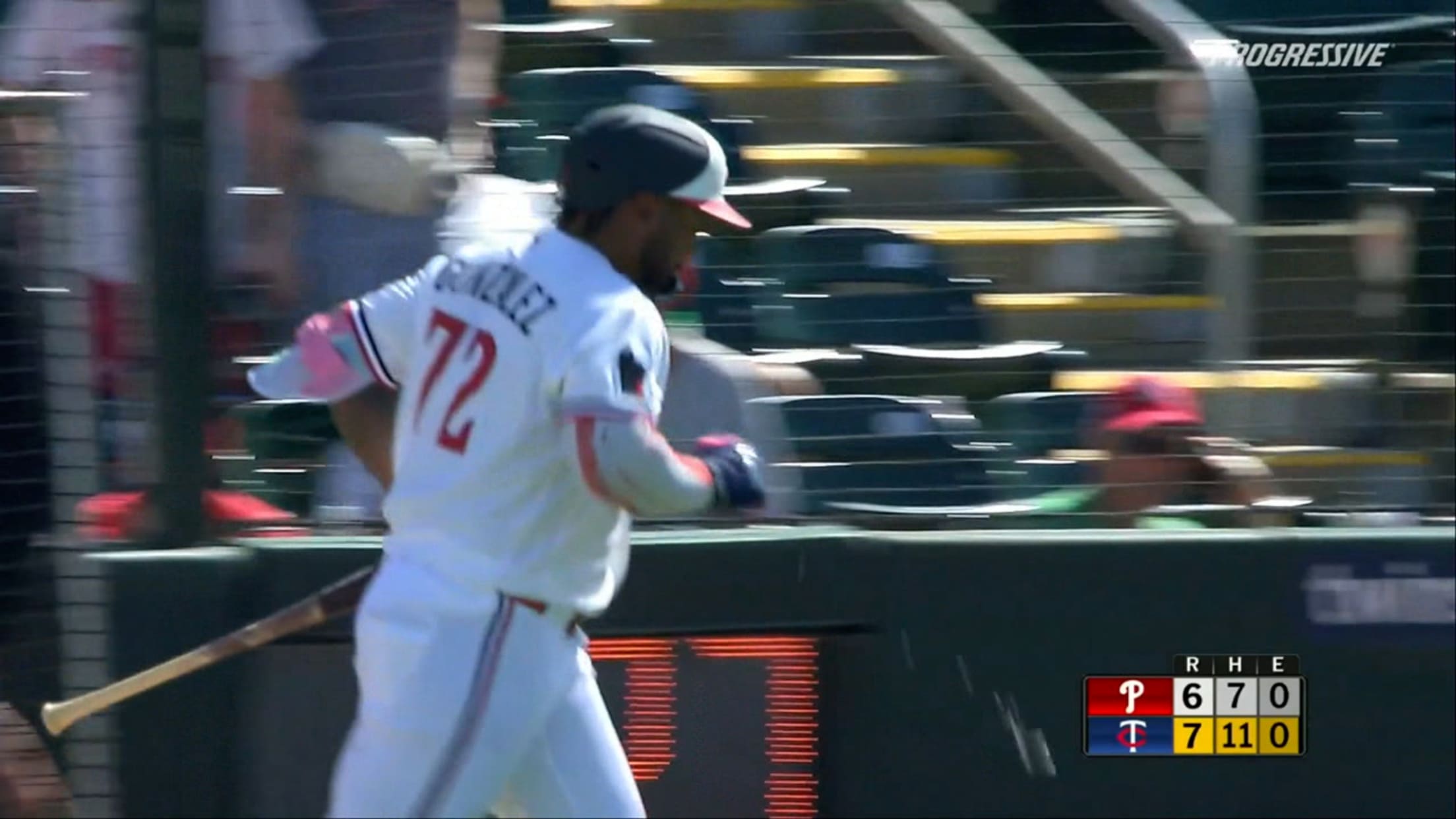 Gabriel Gonzalez's walk-off sacrifice fly