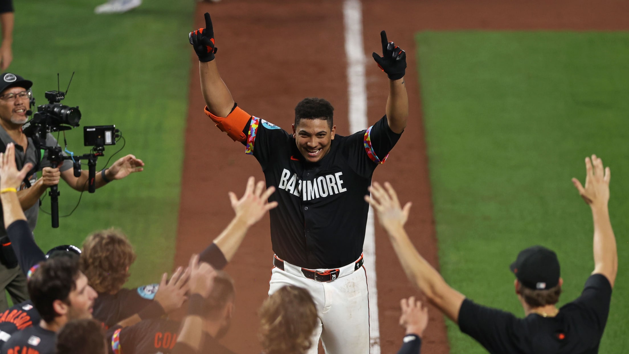 bal_Birdland_Insider_Connor_Photos_071