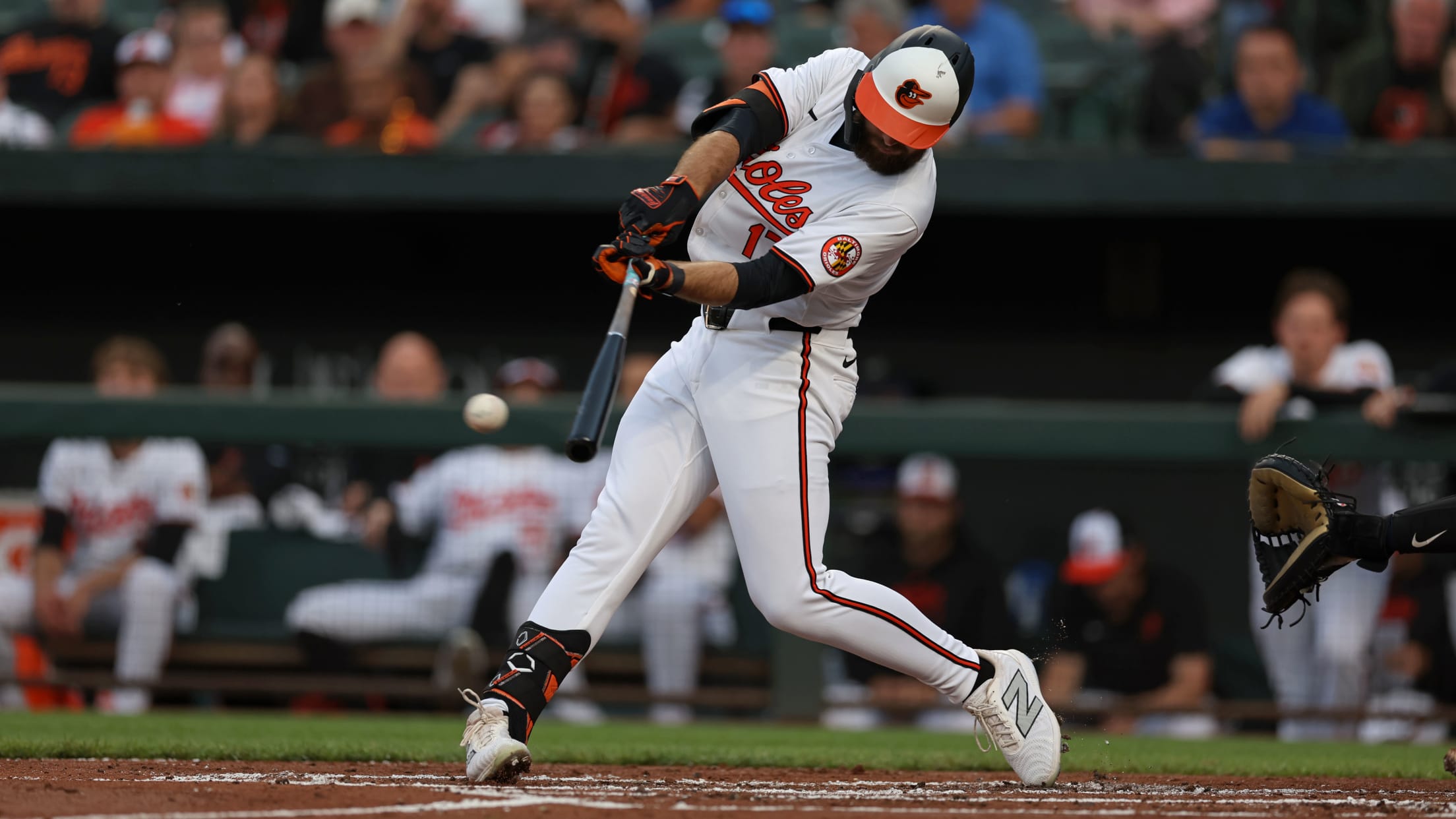 BAL-makingthiercase-060424-020