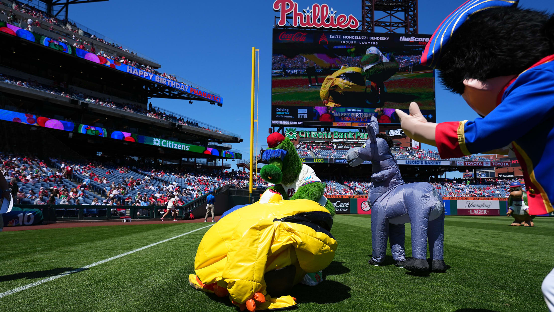Phanatic_Birthday11528