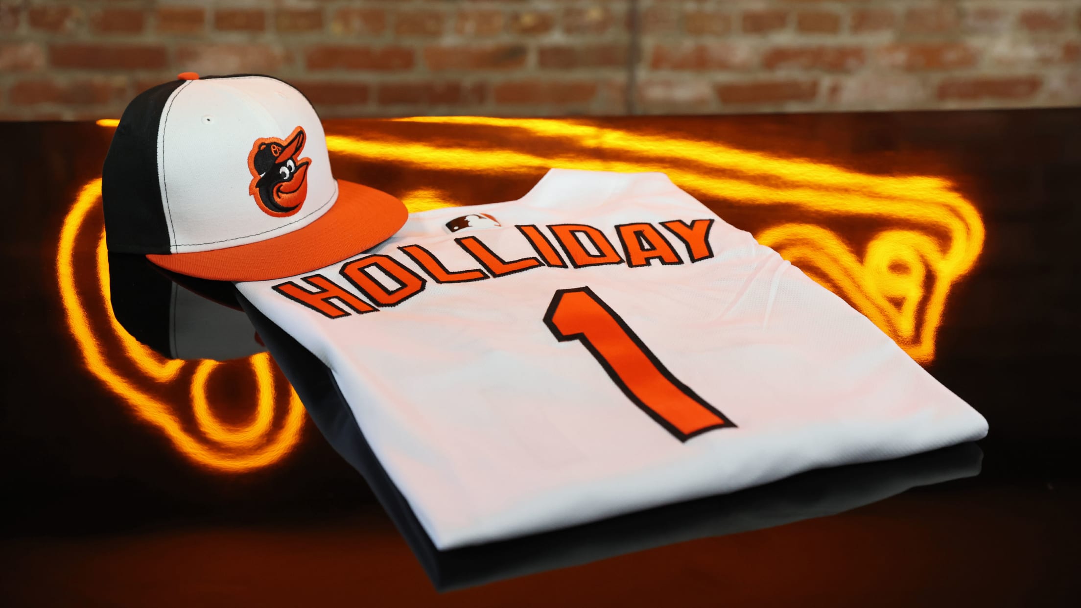 BAL-BI-021025-Holliday-Feature-025