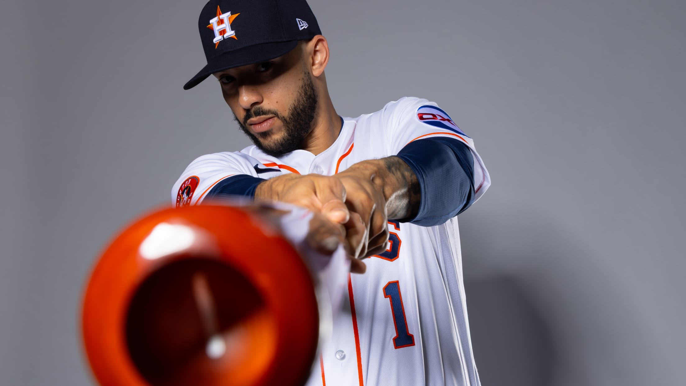 Jonrón solitario de Carlos Correa