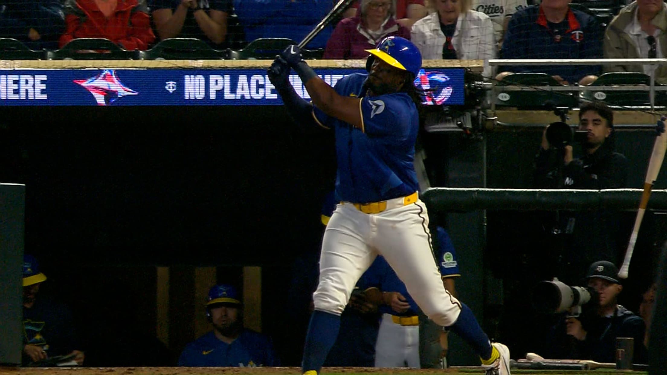 Doble productor de Josh Bell