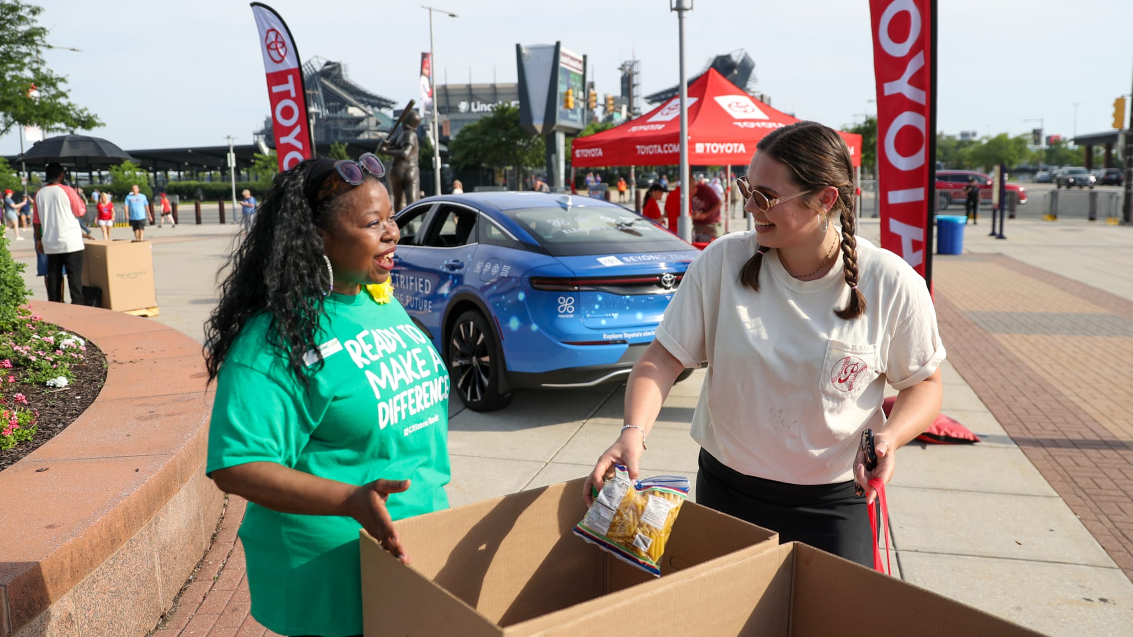 20250622_ThirdBaseGate_PhansFeedingFamilies-030