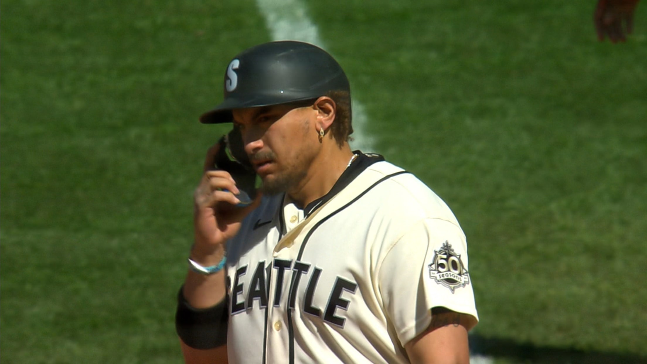 Naylor produce con sencillo