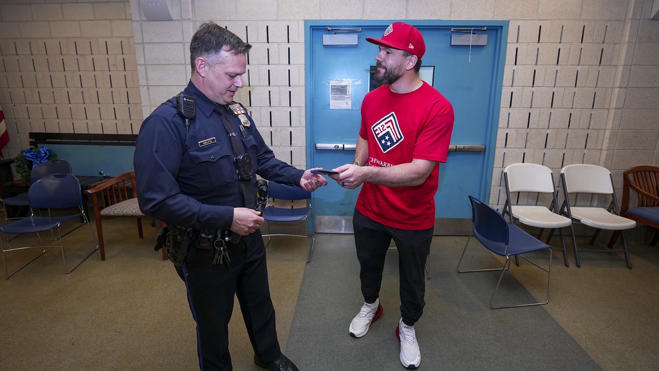 Schwarber_Neighborhood_Heroes13499