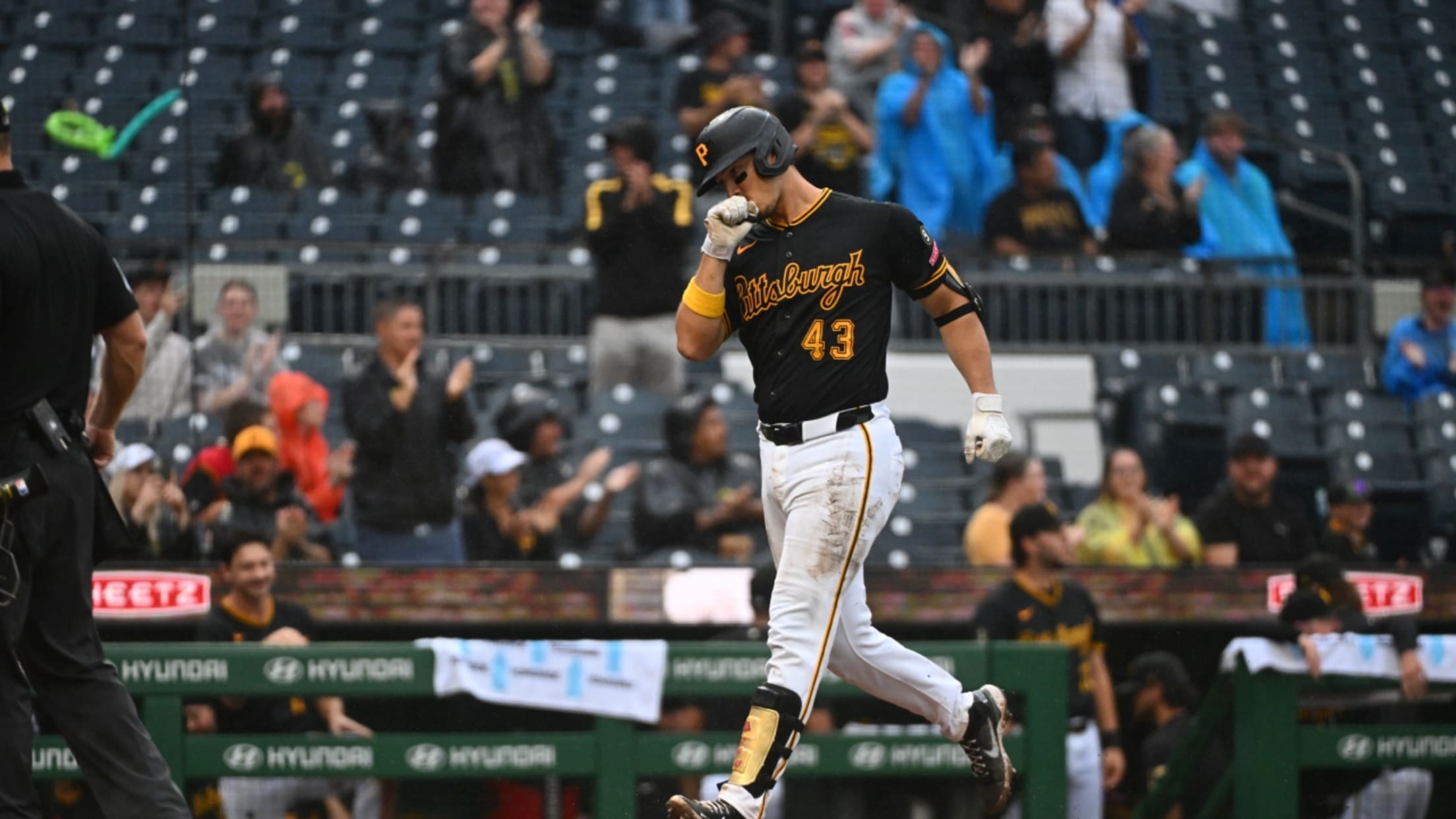 Rafael Flores Jr.'s go-ahead two-run homer (10)