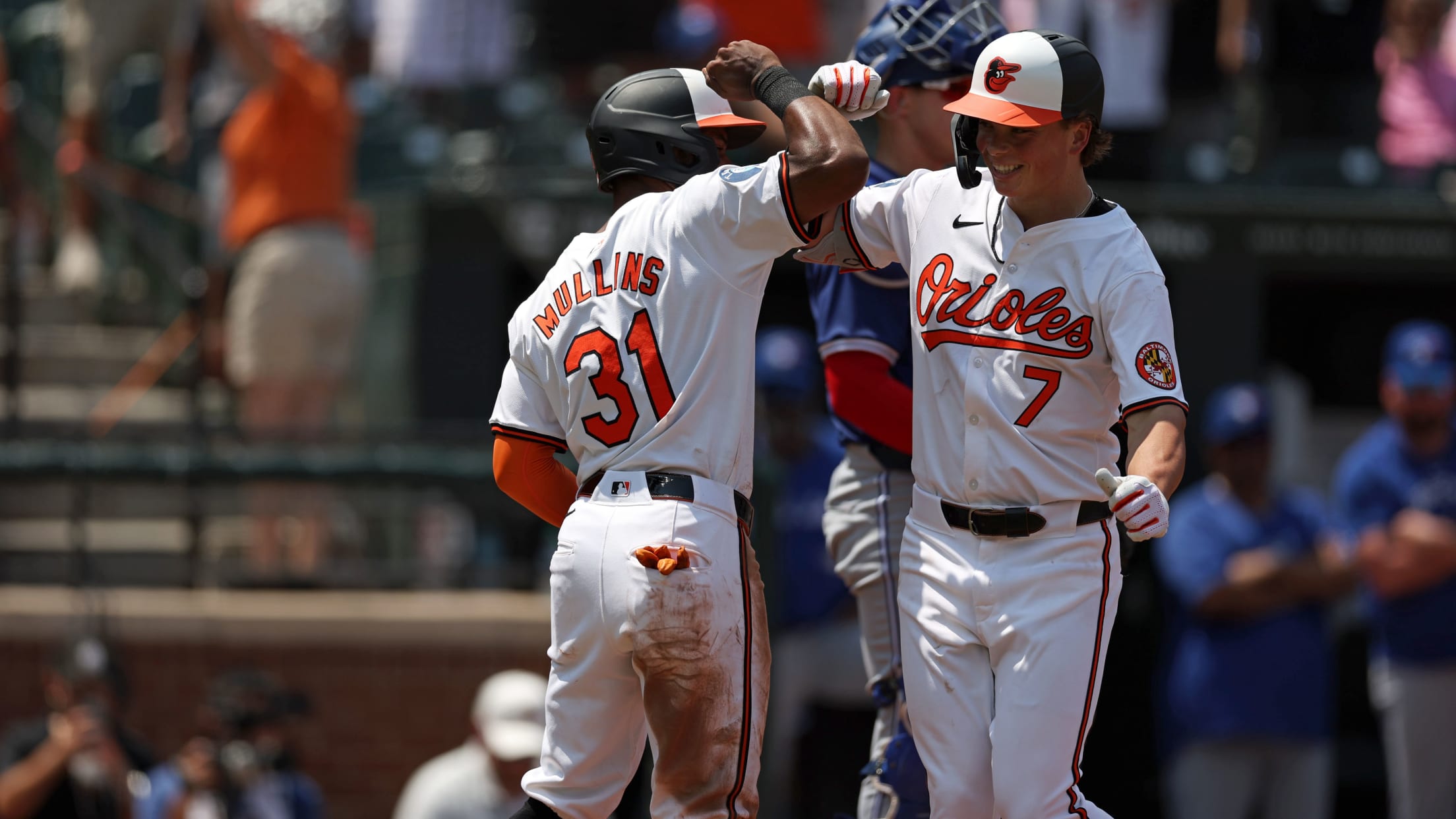 BAL-BI-021025-Holliday-Feature-084