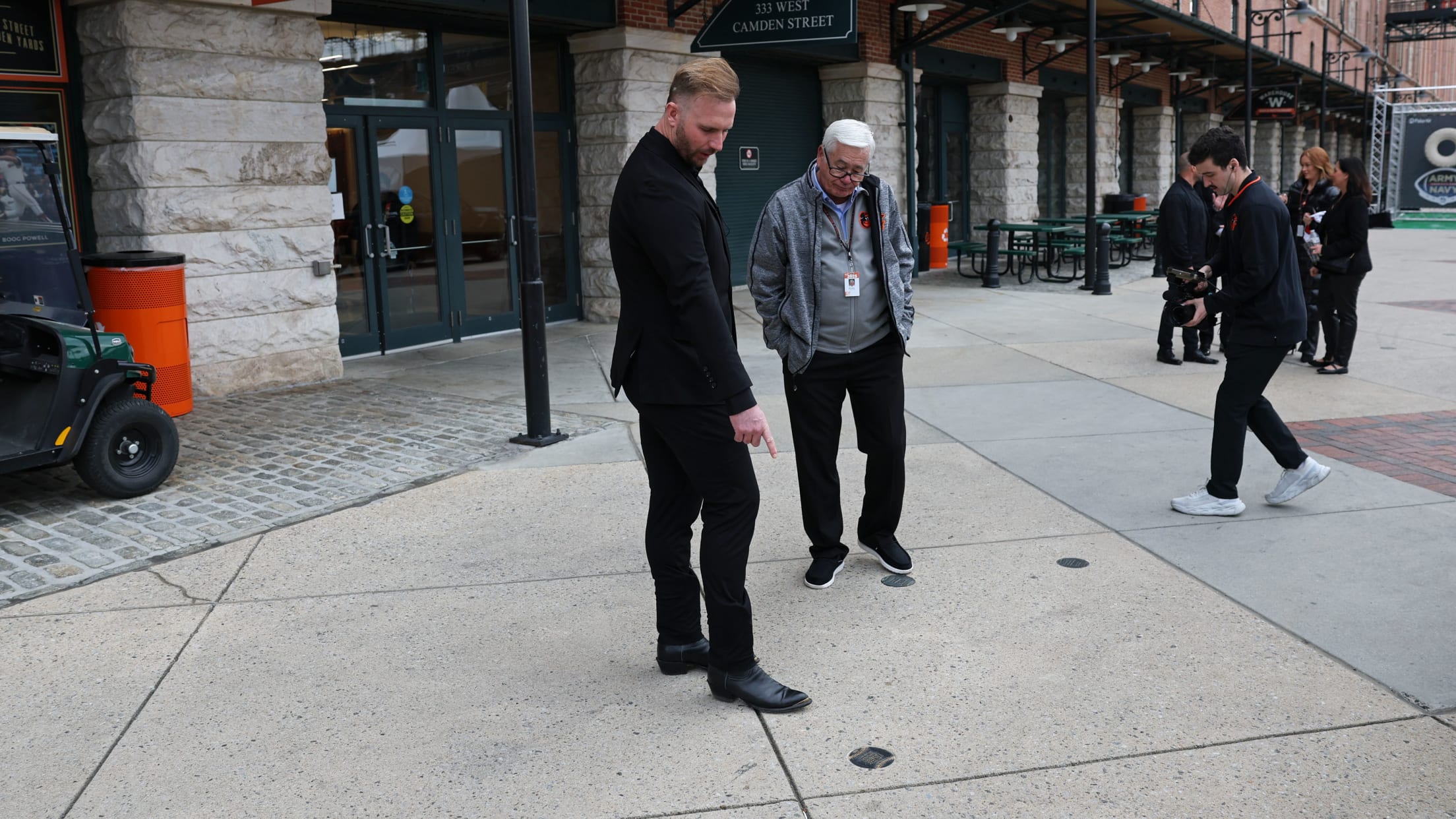 Alonso_Insider_12:16:25_003