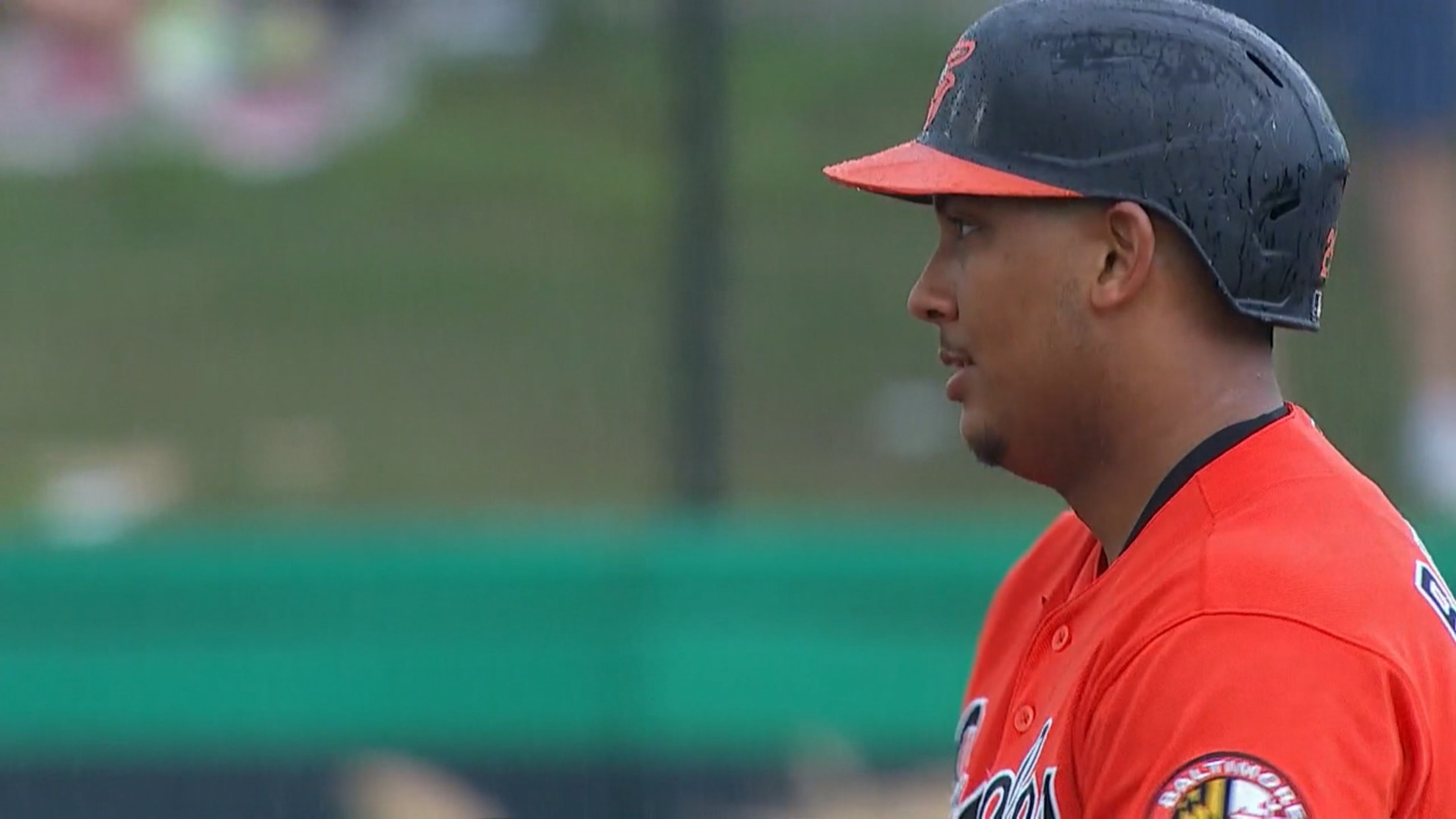 Samuel Basallo empuja 3 con doble